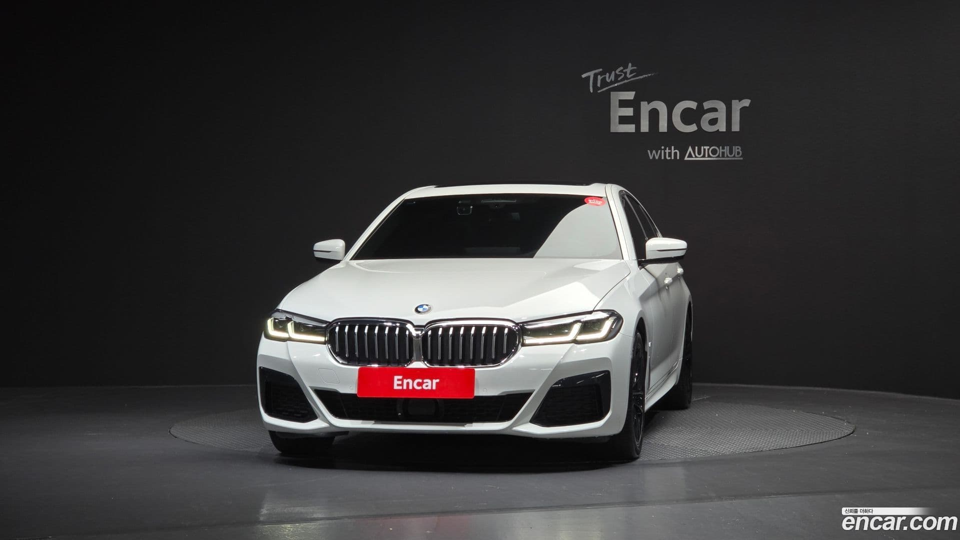 Main__Slider__Photo:5-Series BMW 2020.10-2