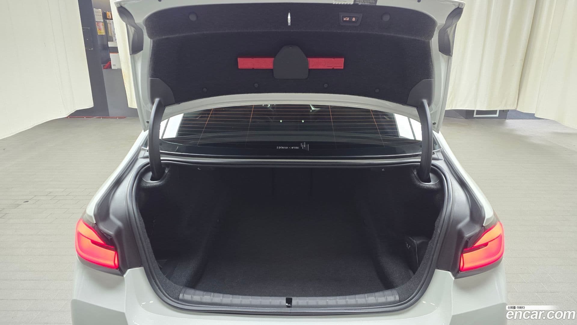 Main__Slider__Photo:5-Series BMW 2020.10-19