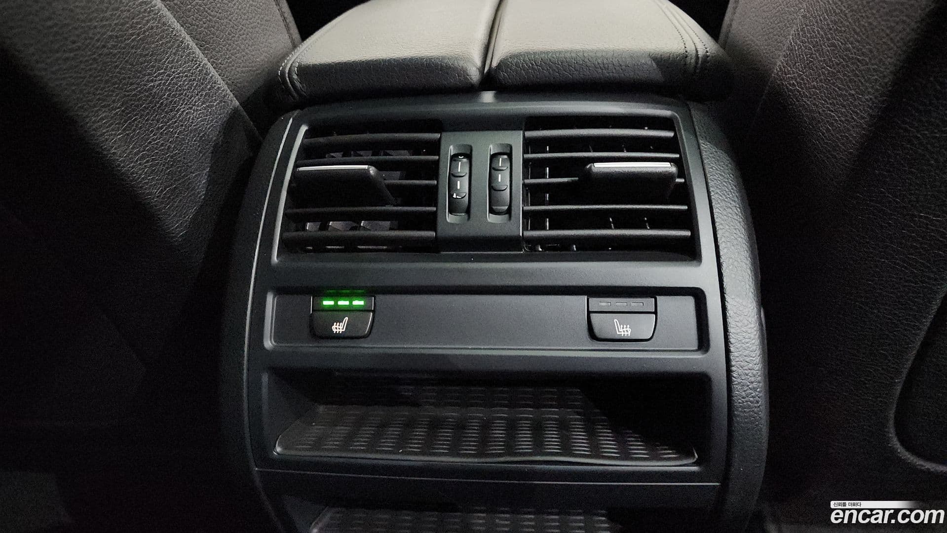 Main__Slider__Photo:5-Series BMW 2016.9-18