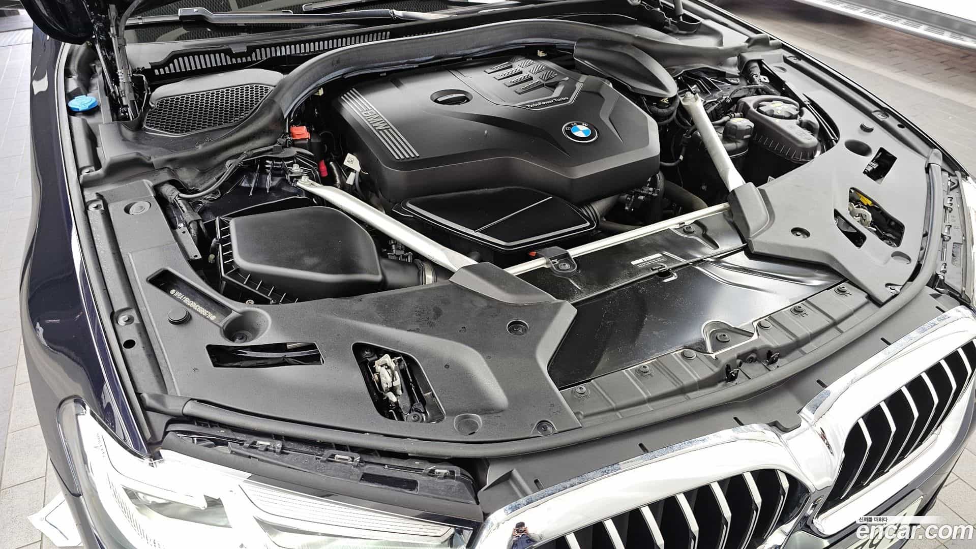 5-Series BMW 2021.4-OUTER-006