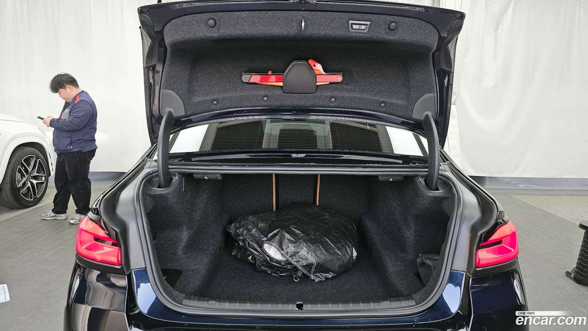 5-Series BMW 2021.4-OPTION-024