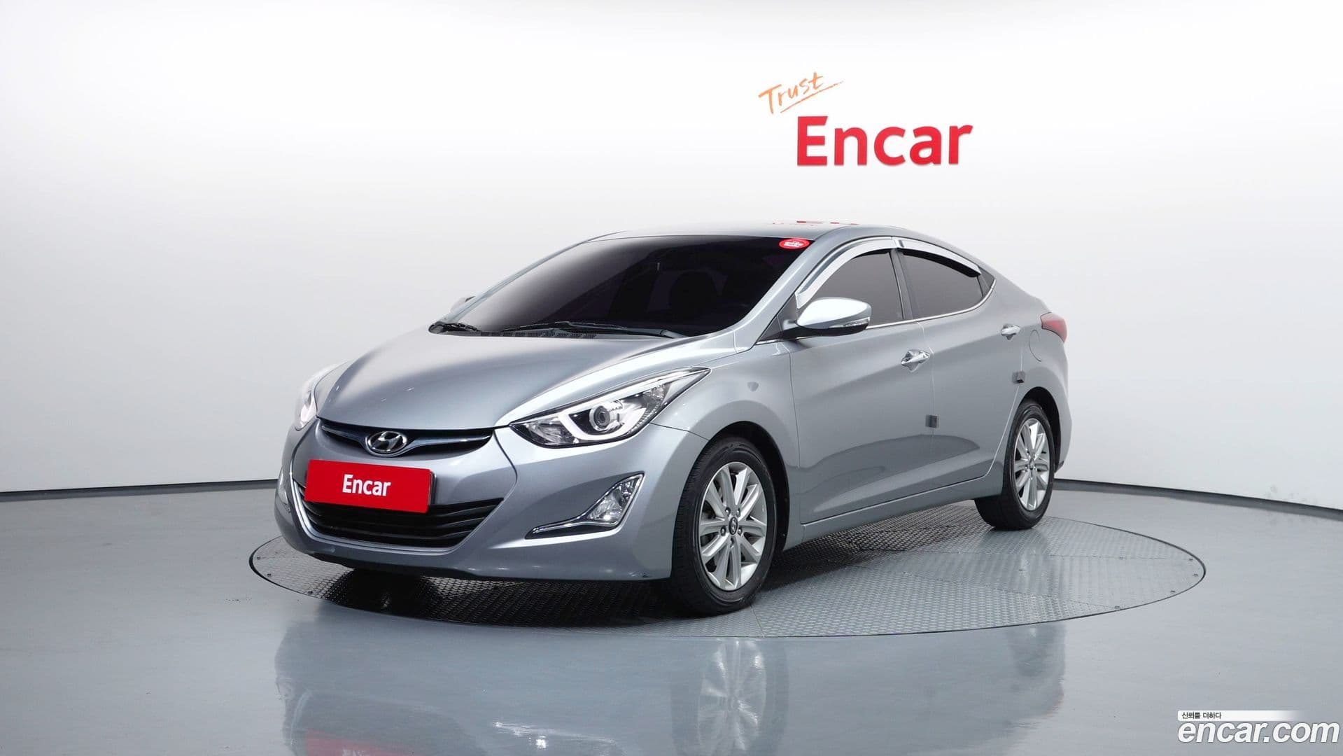 Main__Slider__Photo:AVANTE Hyundai 2014.10-0