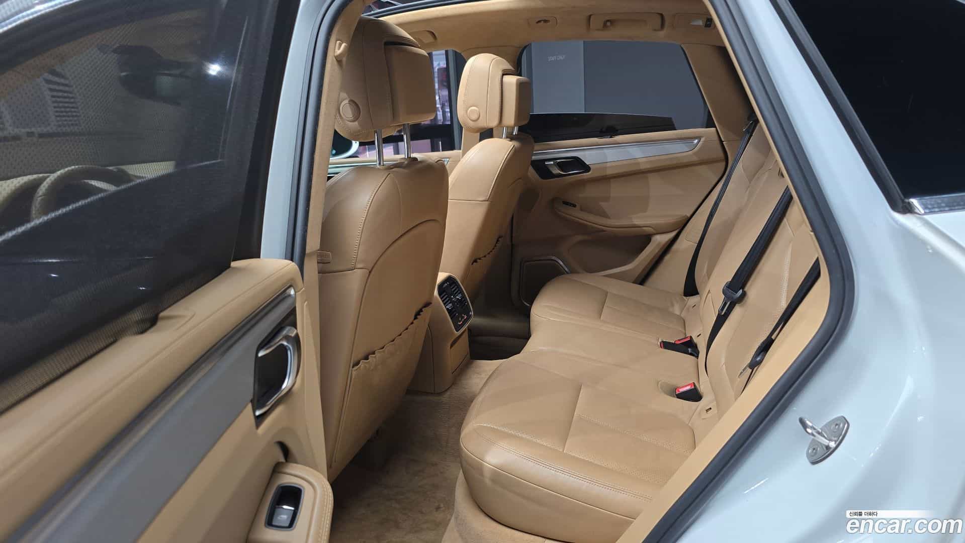 Macan Porsche 2014.5-OPTION-016