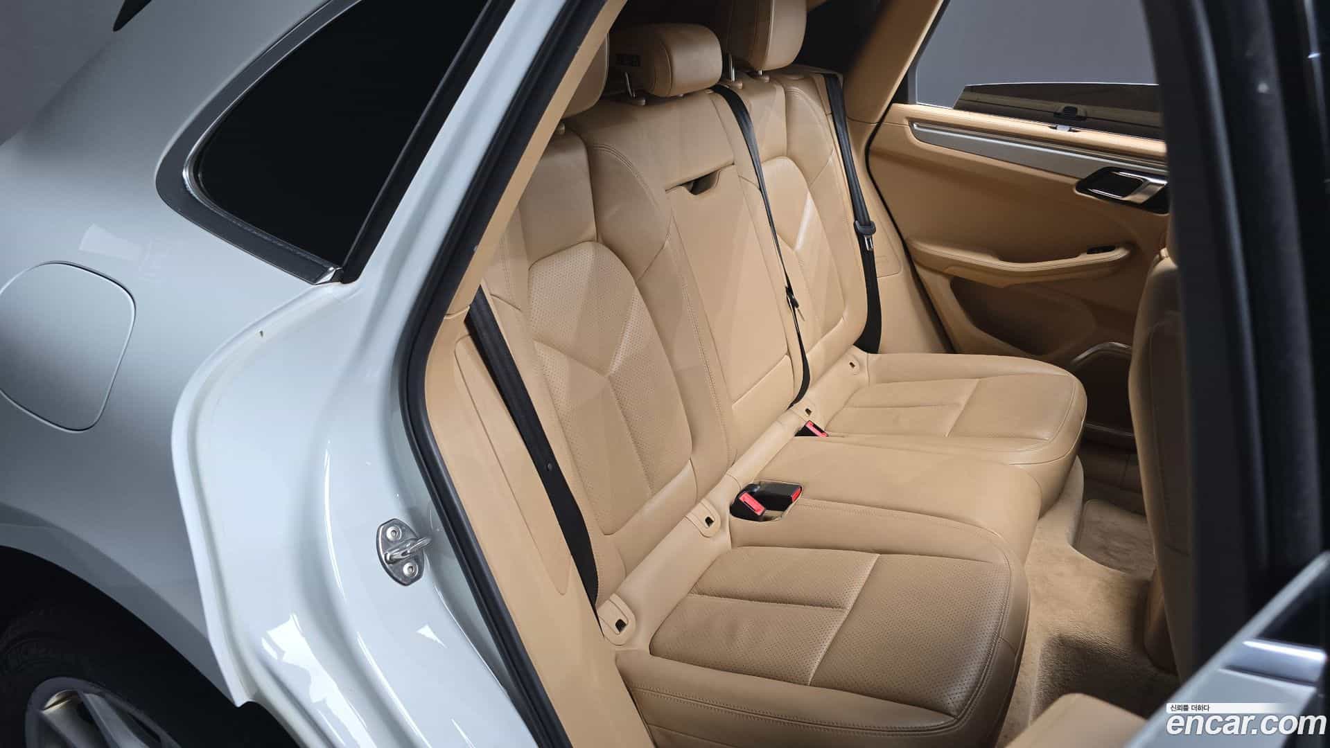 Macan Porsche 2014.5-OPTION-017