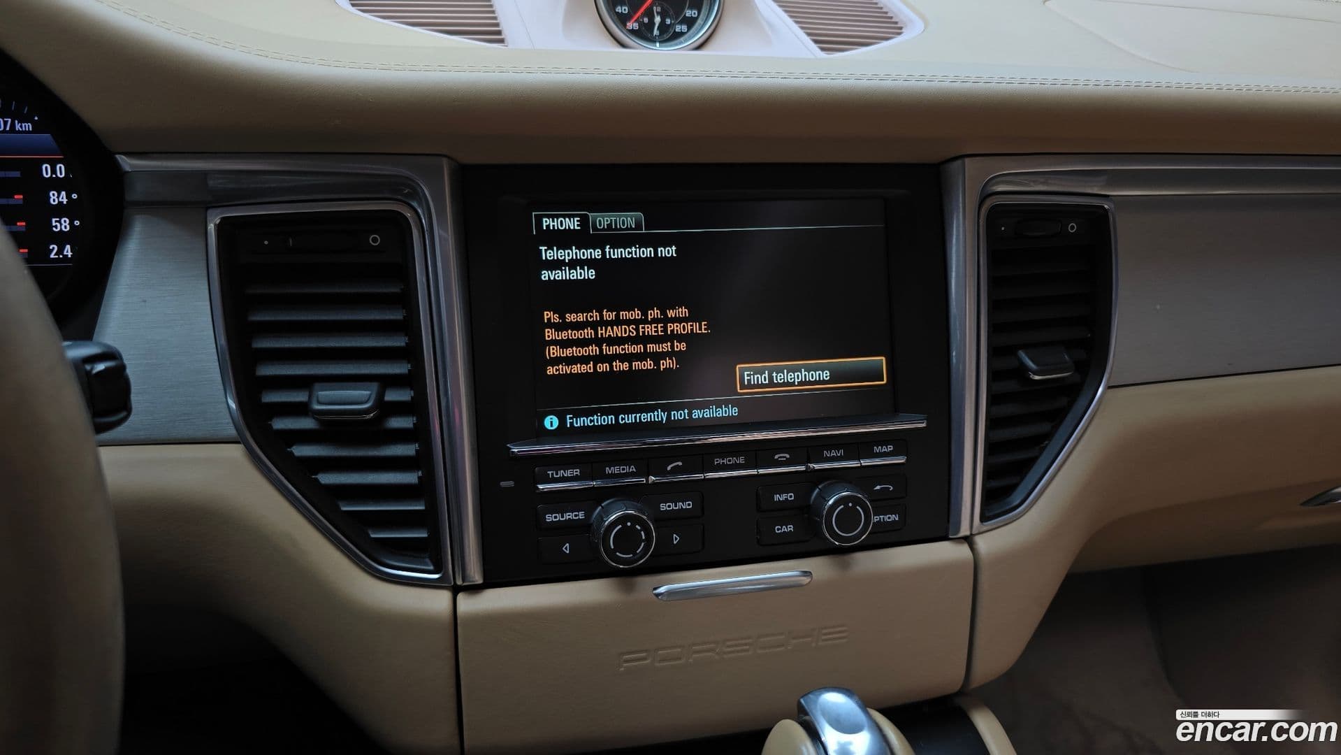 Main__Slider__Photo:Macan Porsche 2014.5-15