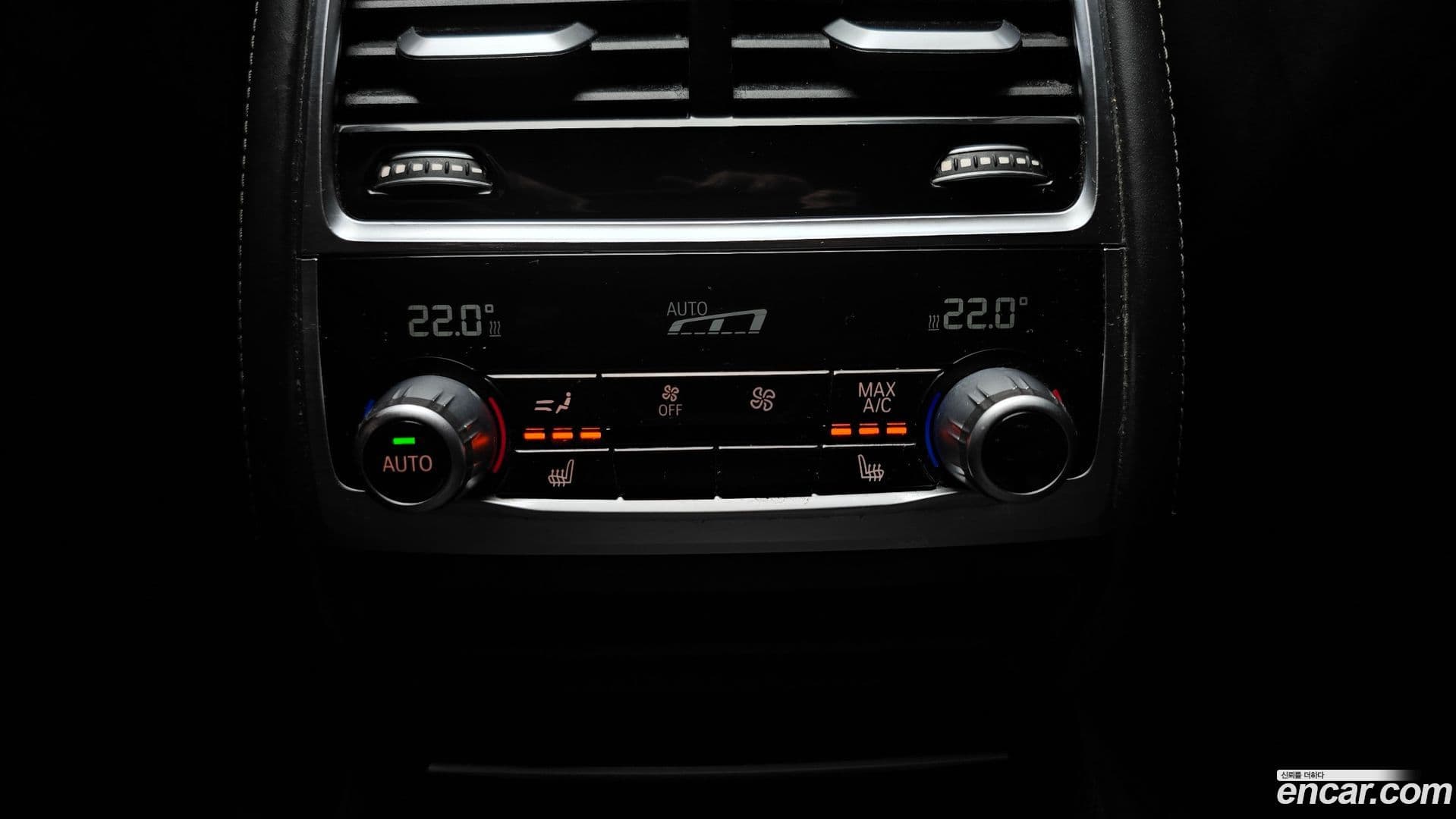 Main__Slider__Photo:7-Series BMW 2016.9-17