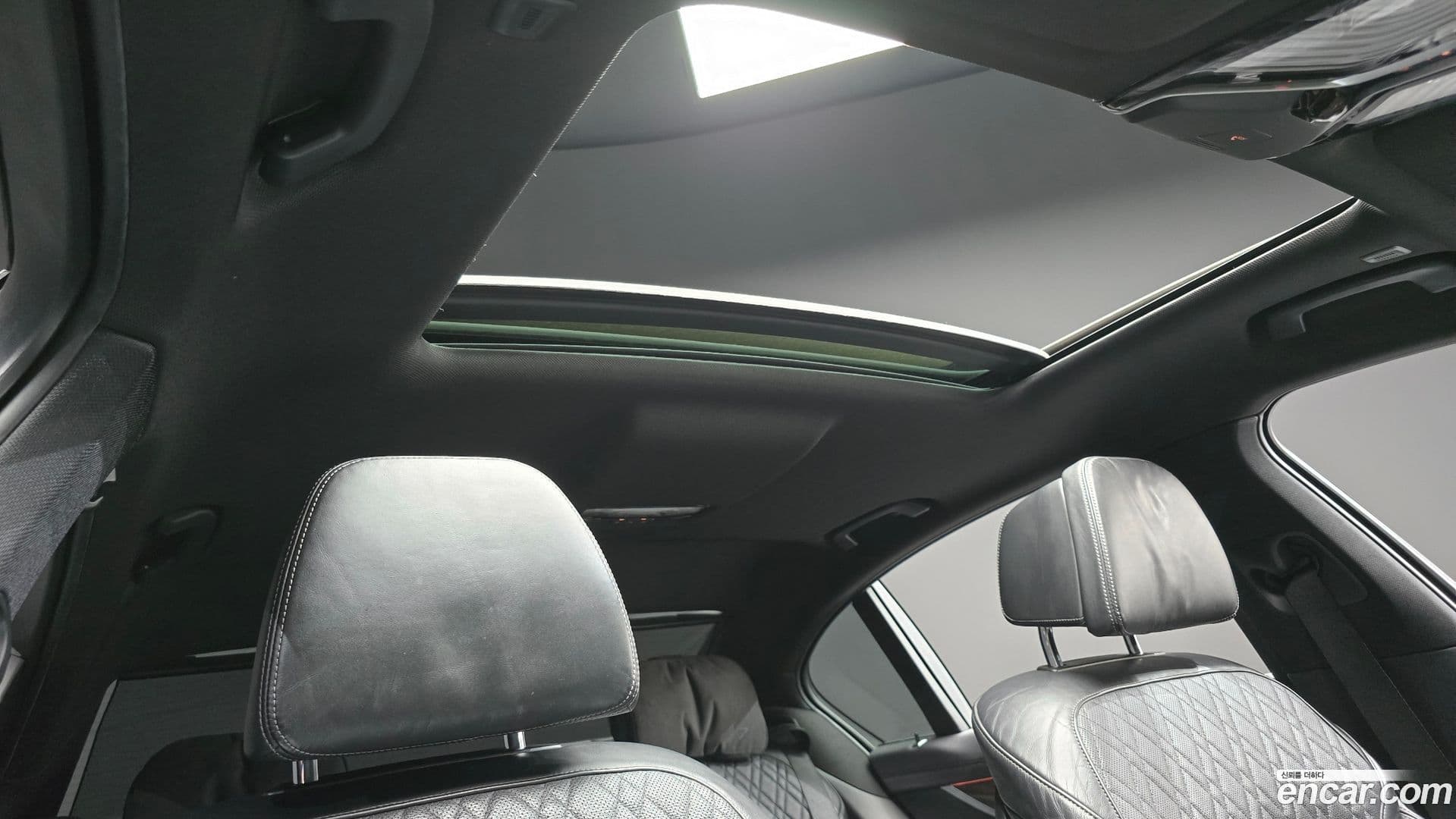 Main__Slider__Photo:7-Series BMW 2016.9-18