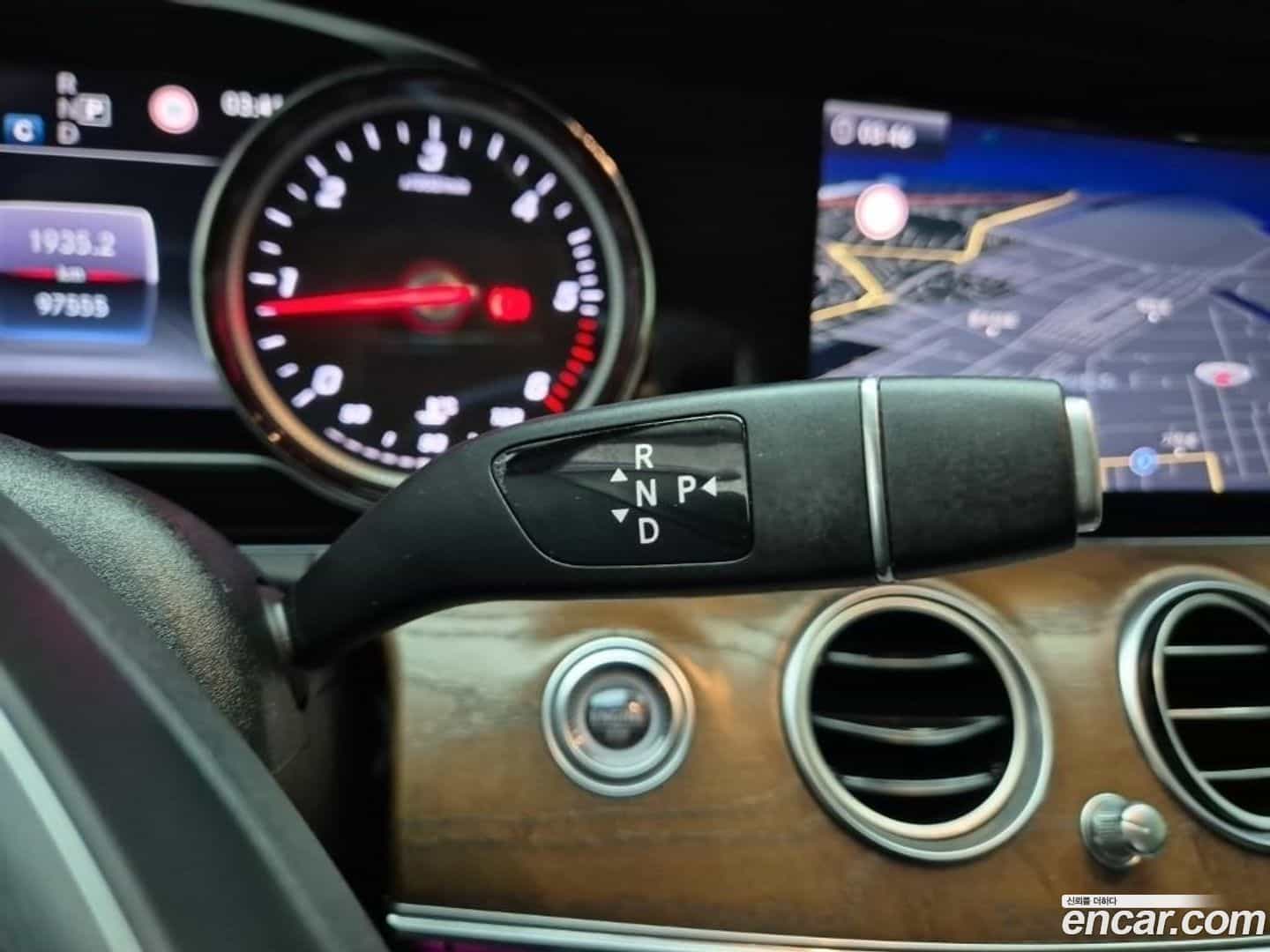 E-Class Mercedes-Benz 2018.7-INNER-009