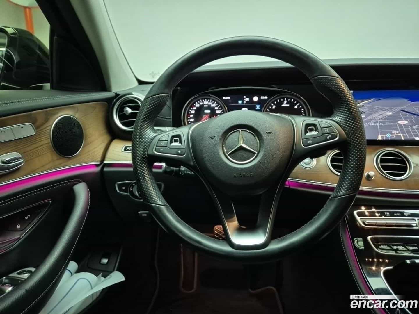 E-Class Mercedes-Benz 2018.7-INNER-010