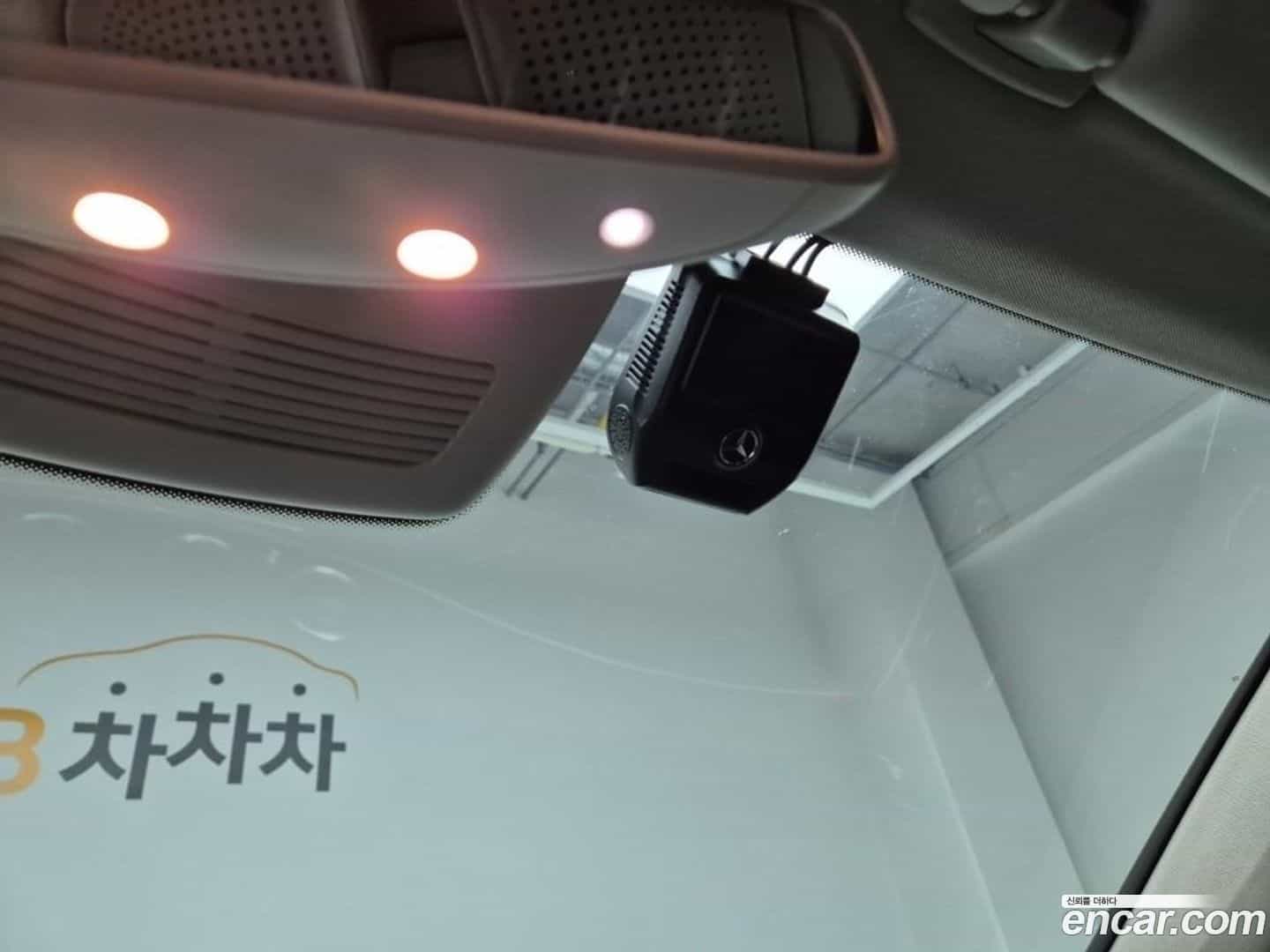 E-Class Mercedes-Benz 2018.7-OPTION-022