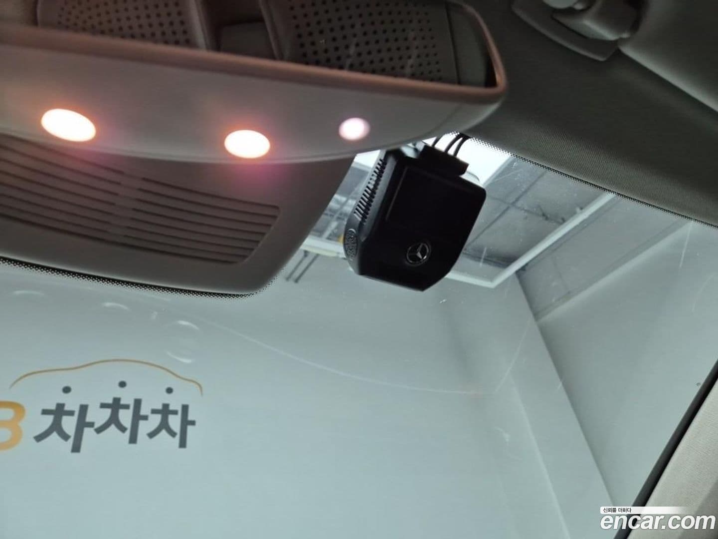 Main__Slider__Photo:E-Class Mercedes-Benz 2018.7-17