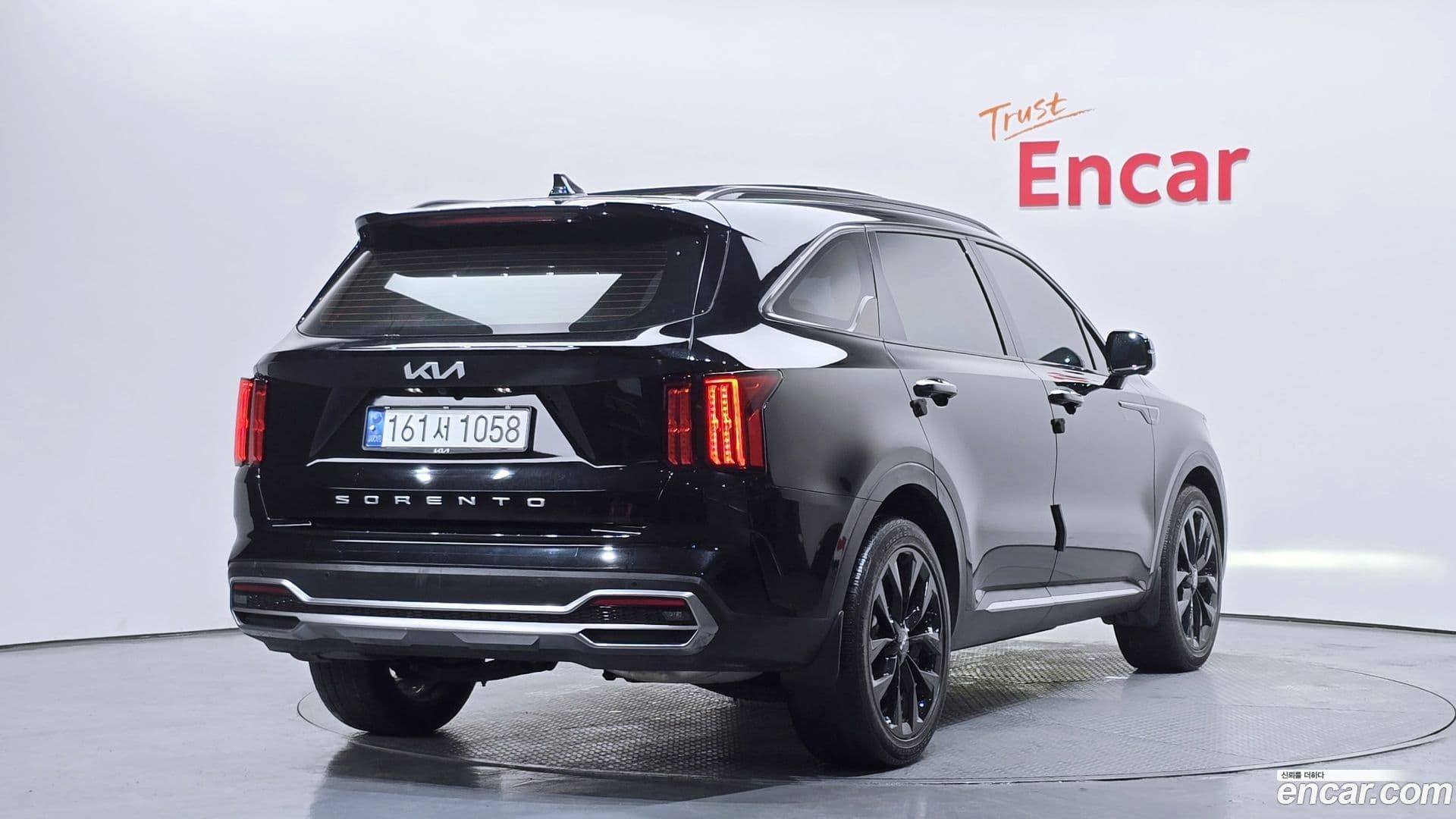 Main__Slider__Photo:Sorento Kia 2021.7-1