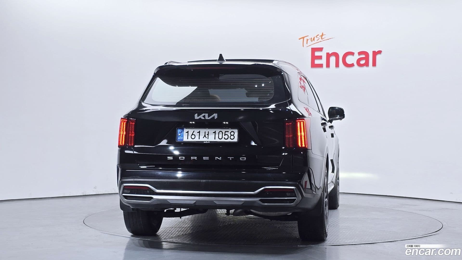 Main__Slider__Photo:Sorento Kia 2021.7-3