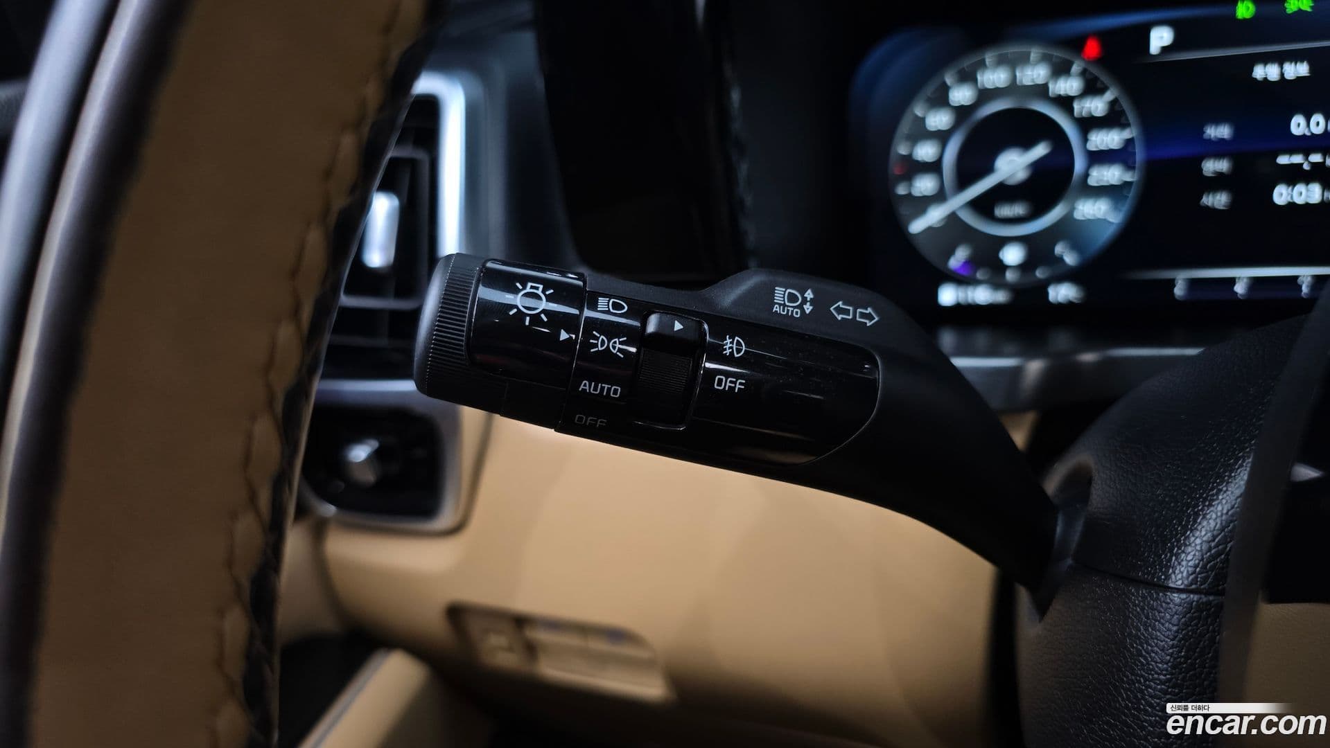 Main__Slider__Photo:Sorento Kia 2021.7-16