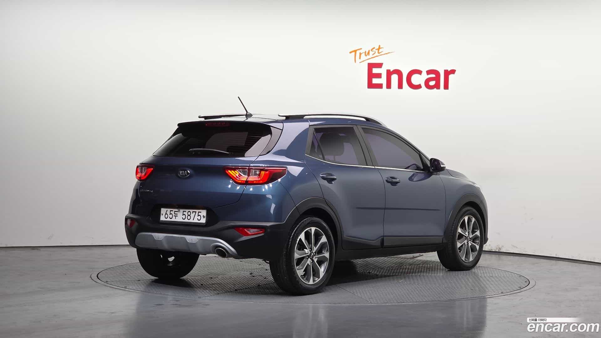 Stonic Kia 2018.11-OUTER-002