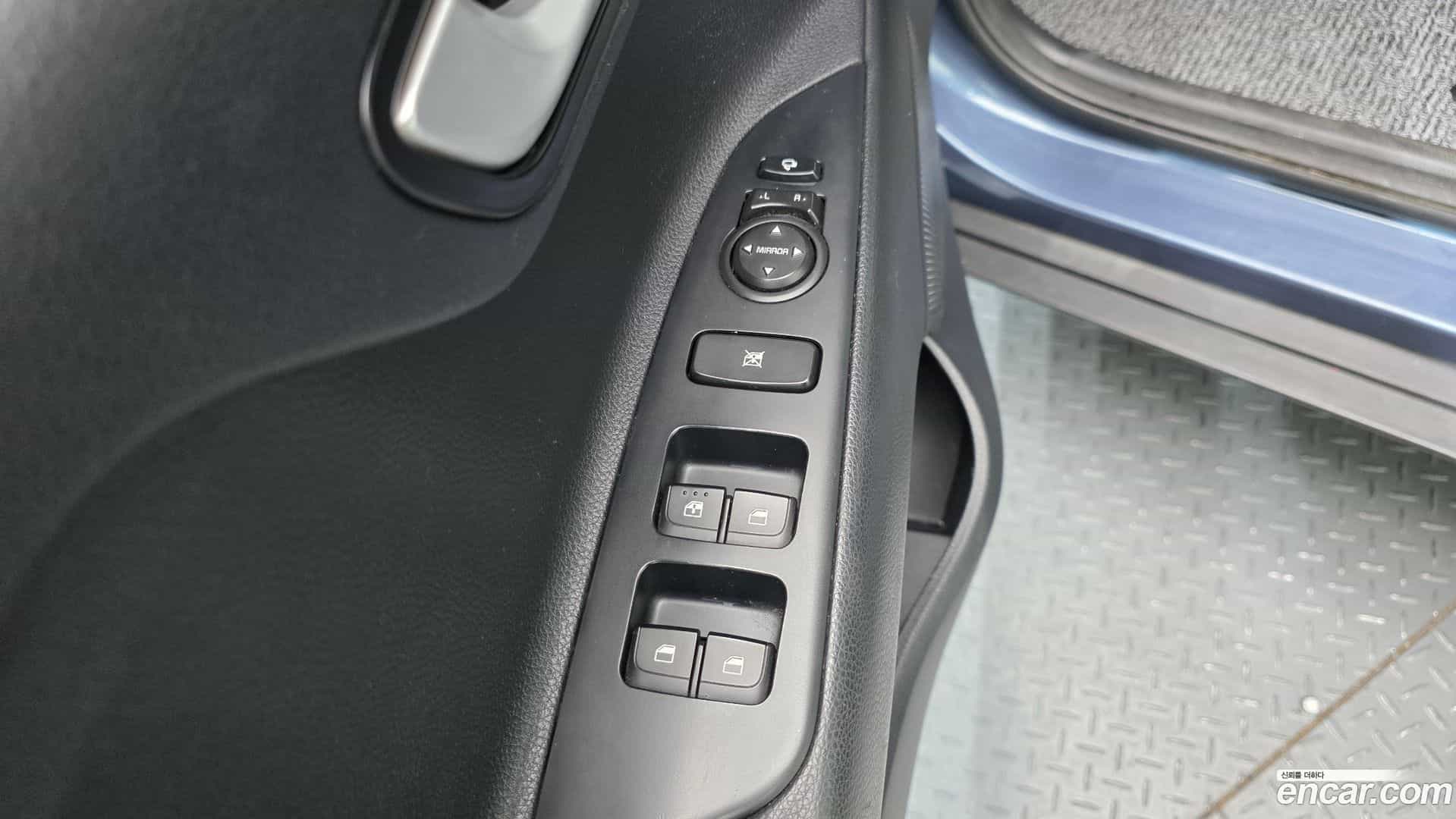 Stonic Kia 2018.11-OPTION-018