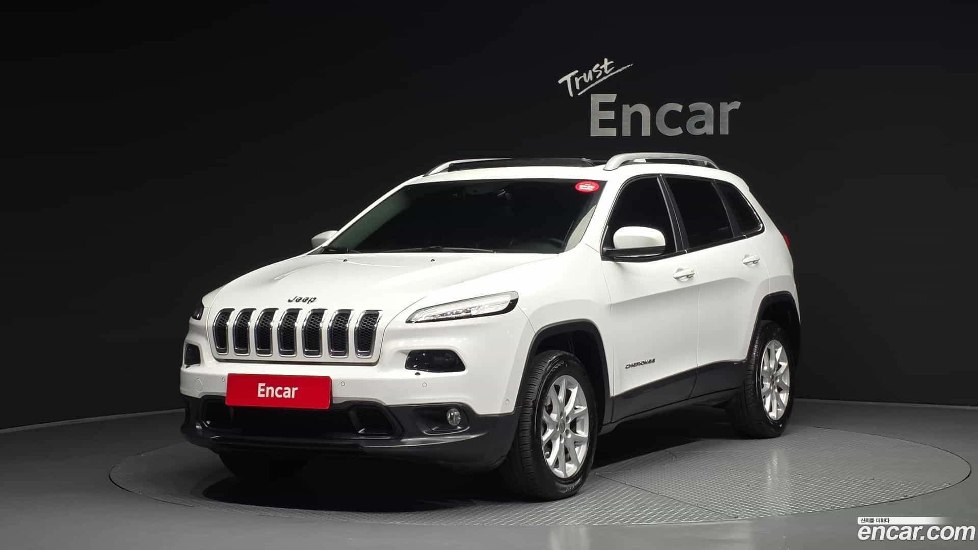 Cherokee Jeep 2017.7-OUTER-001