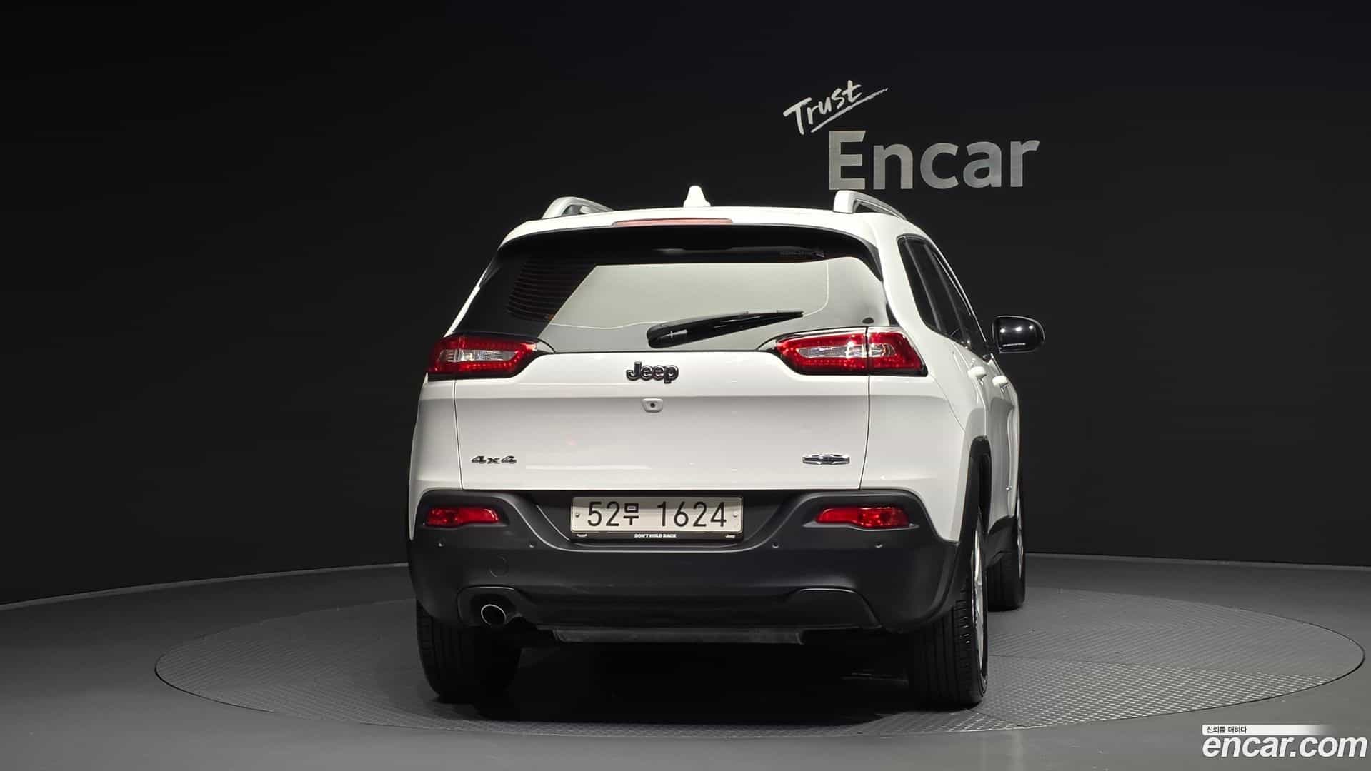 Cherokee Jeep 2017.7-OUTER-004