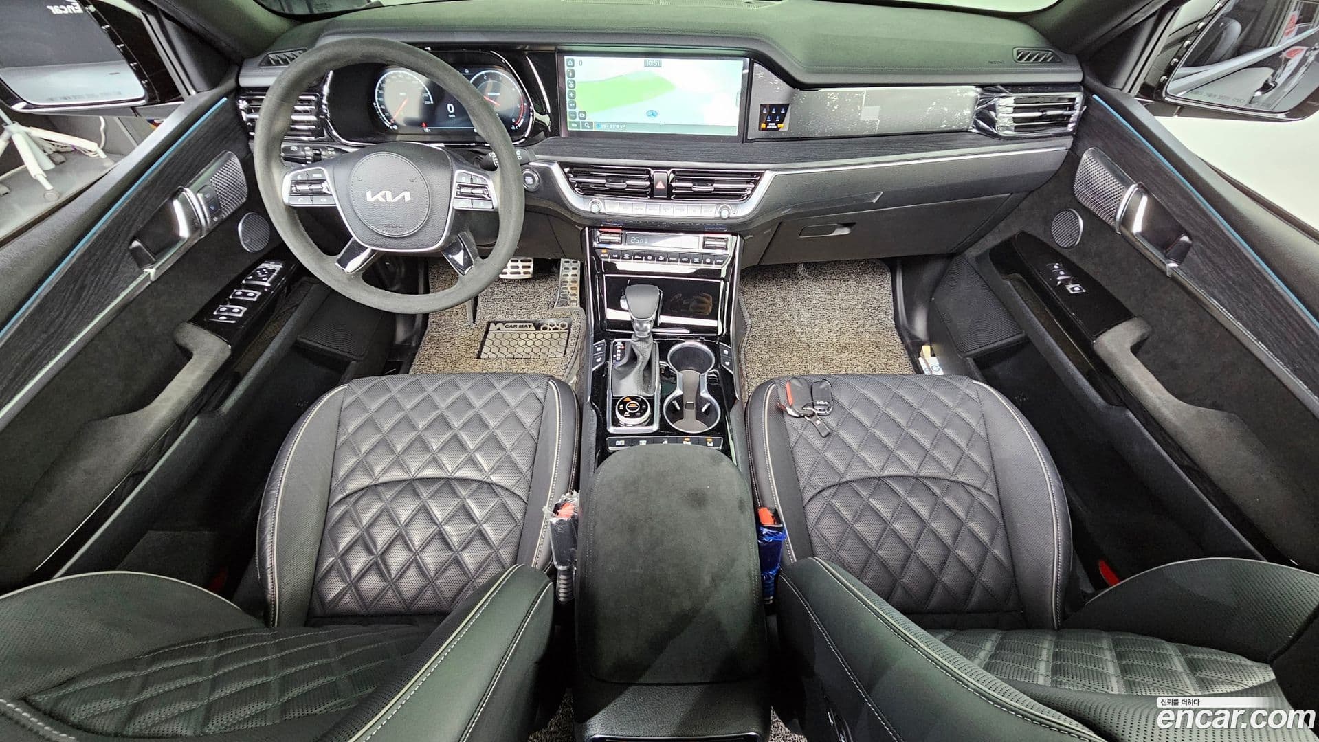 Main__Slider__Photo:Mohave Kia 2022.6-6