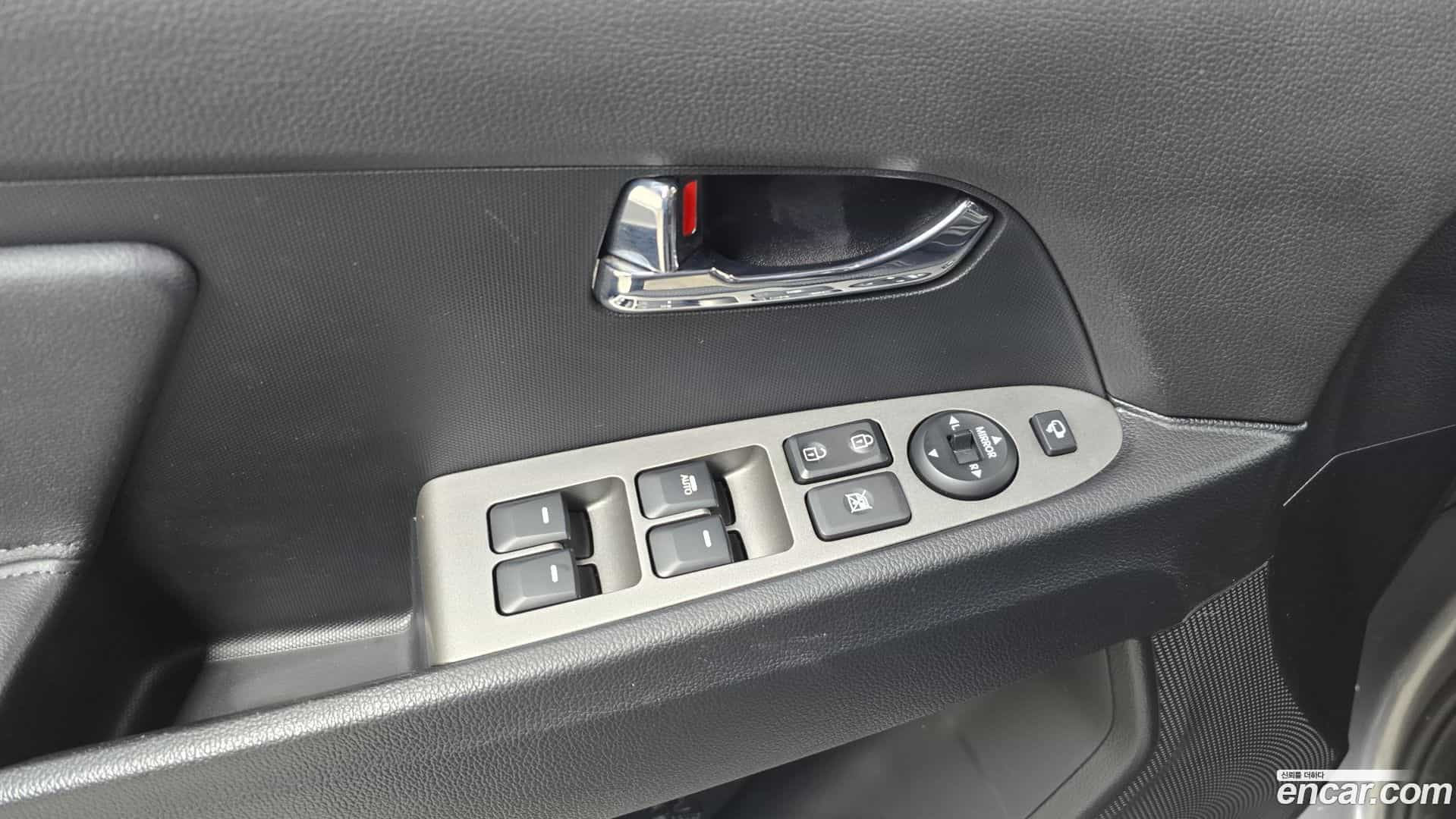 Sportage Kia 2015.6-OPTION-021