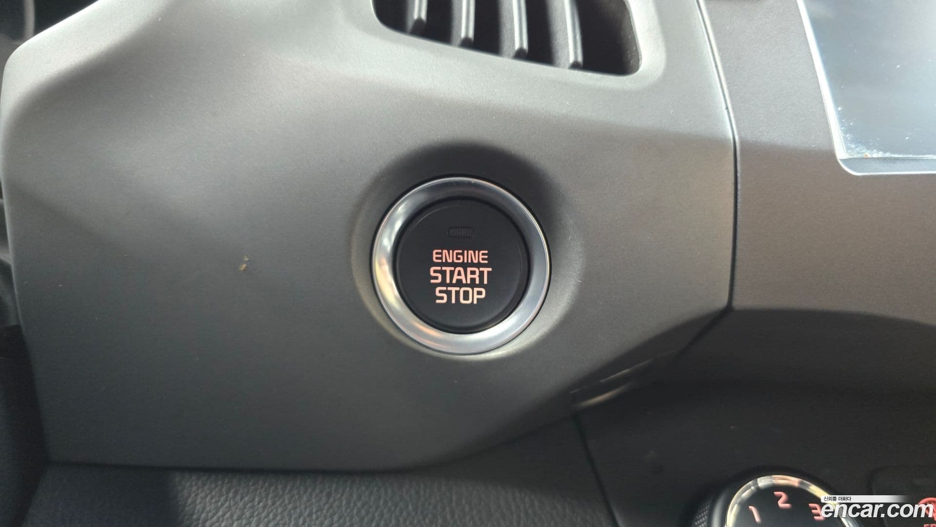 Main__Slider__Photo:Sportage Kia 2015.6-18