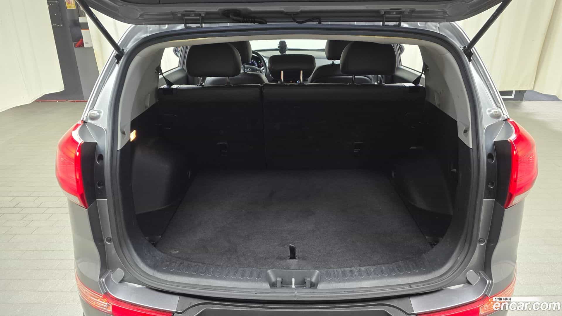 Sportage Kia 2015.6-OPTION-024