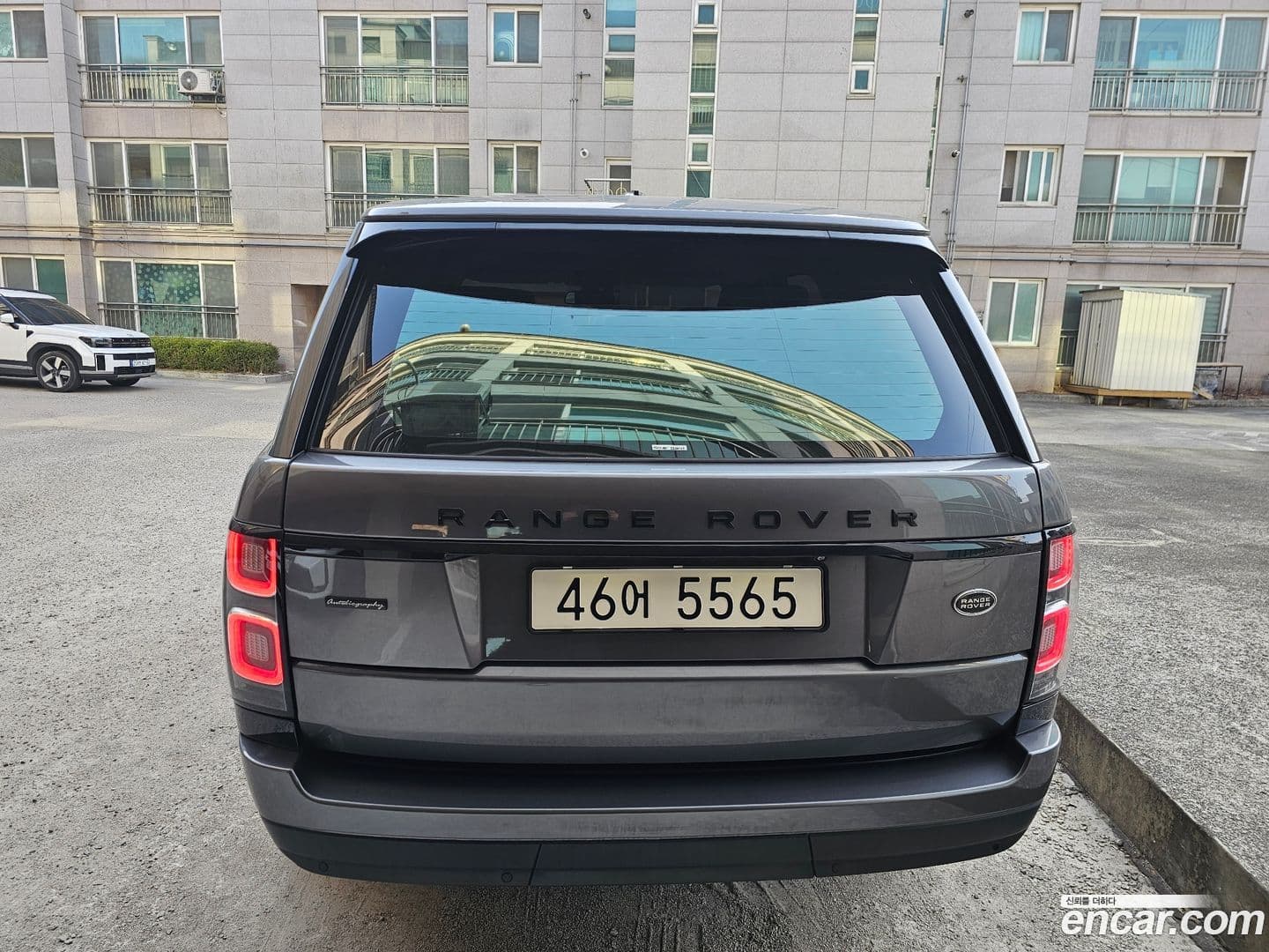 Main__Slider__Photo:Range Rover Land Rover 2015.1-3