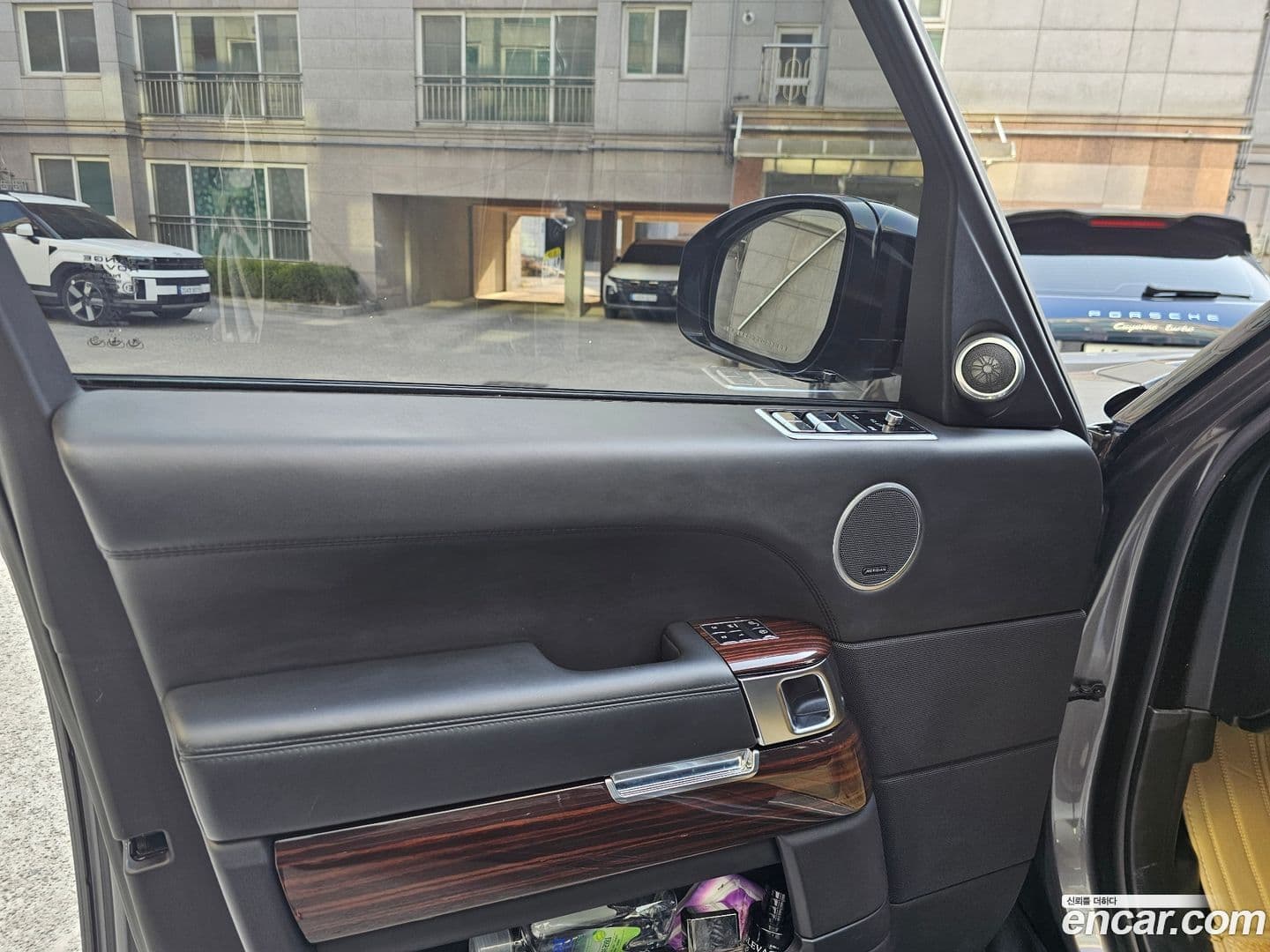 Main__Slider__Photo:Range Rover Land Rover 2015.1-6