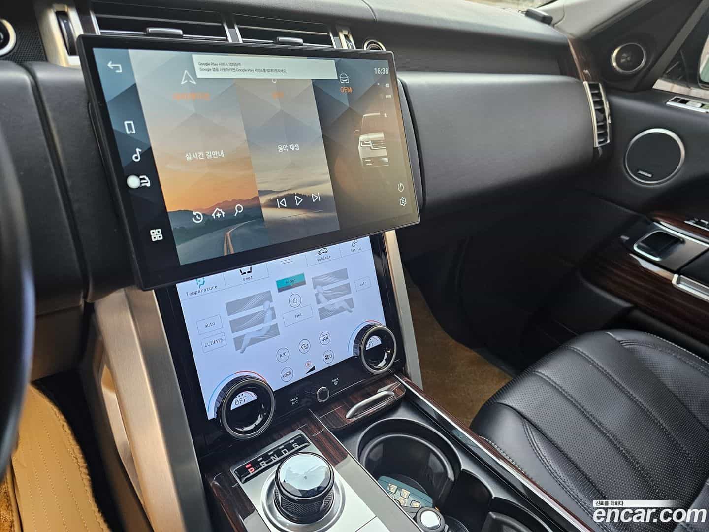 Range Rover Land Rover 2015.1-INNER-009