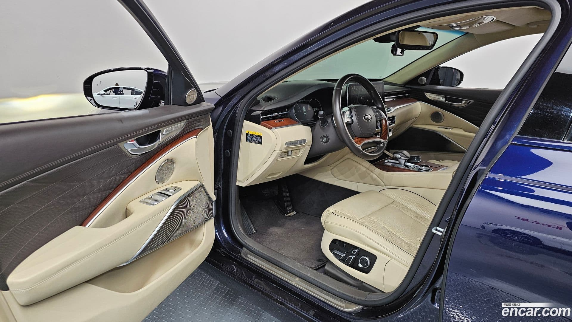 Main__Slider__Photo:K9 Kia 2018.5-9