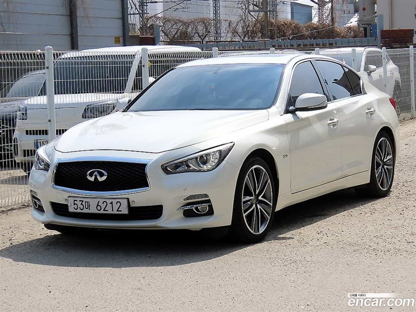 Q50 Infiniti 2014.5-OUTER-002