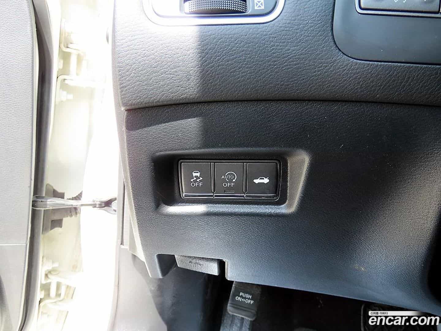 Q50 Infiniti 2014.5-OPTION-016