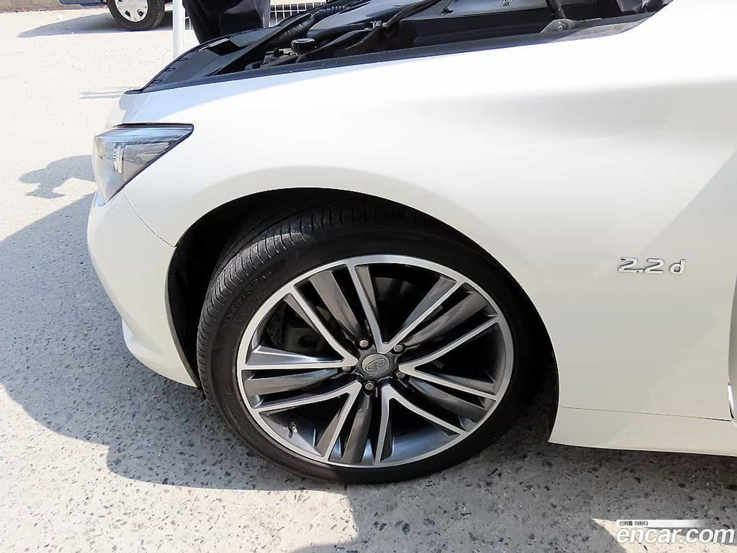 Q50 Infiniti 2014.5-OPTION-023