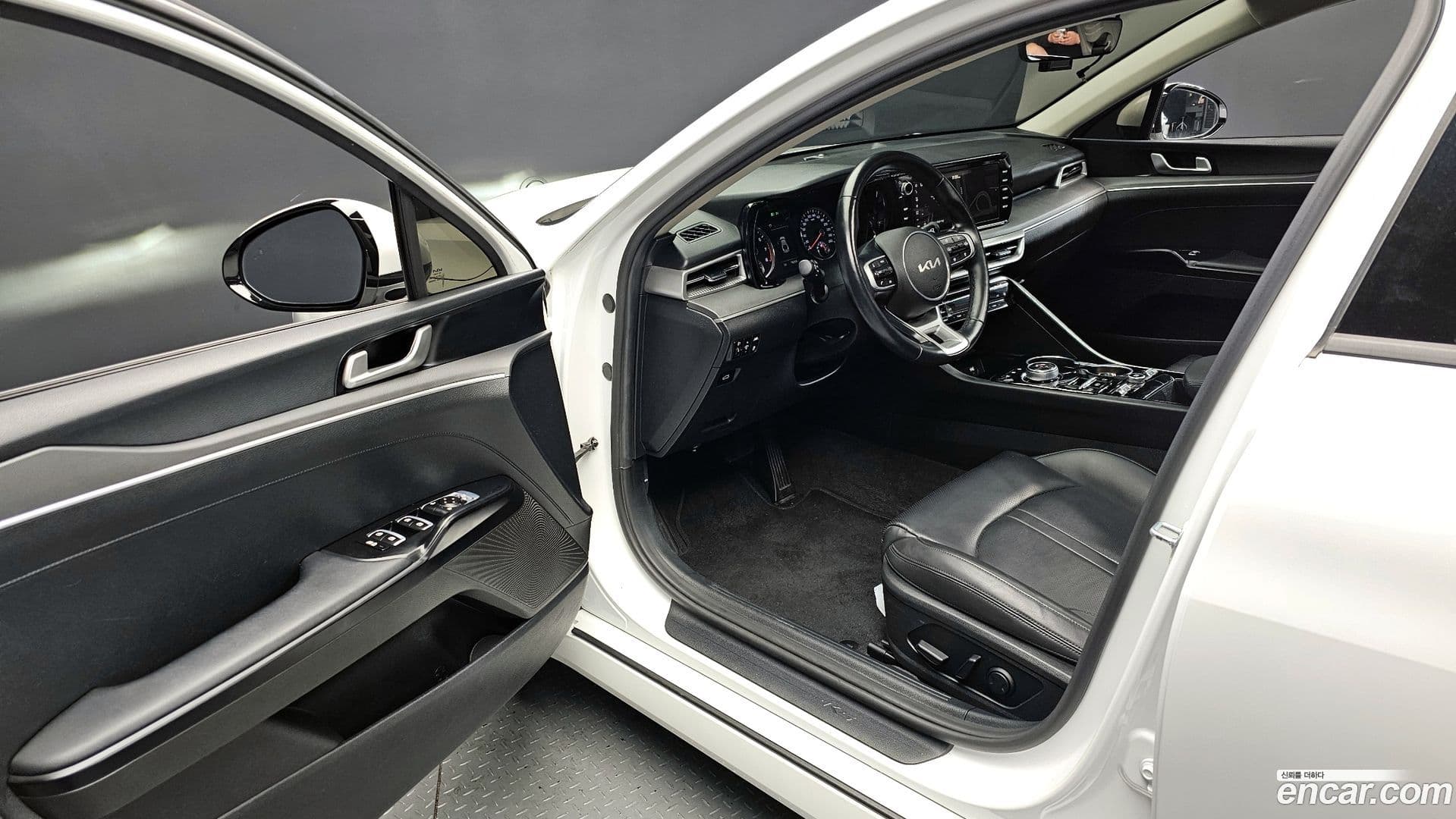 Main__Slider__Photo:K5 Kia 2022.6-10