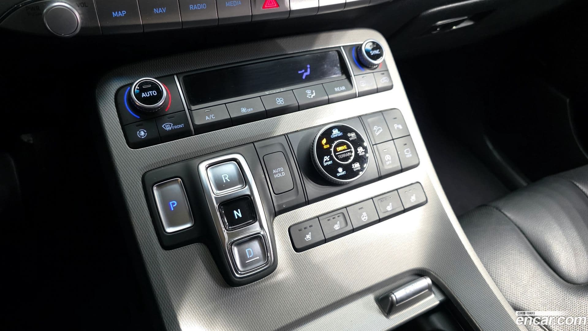 Main__Slider__Photo:Palisade Hyundai 2019.6-8