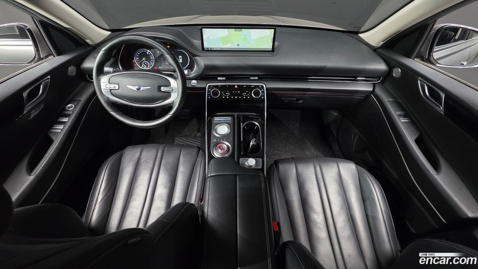 Main__Slider__Photo:GV80 Genesis 2020.10-6