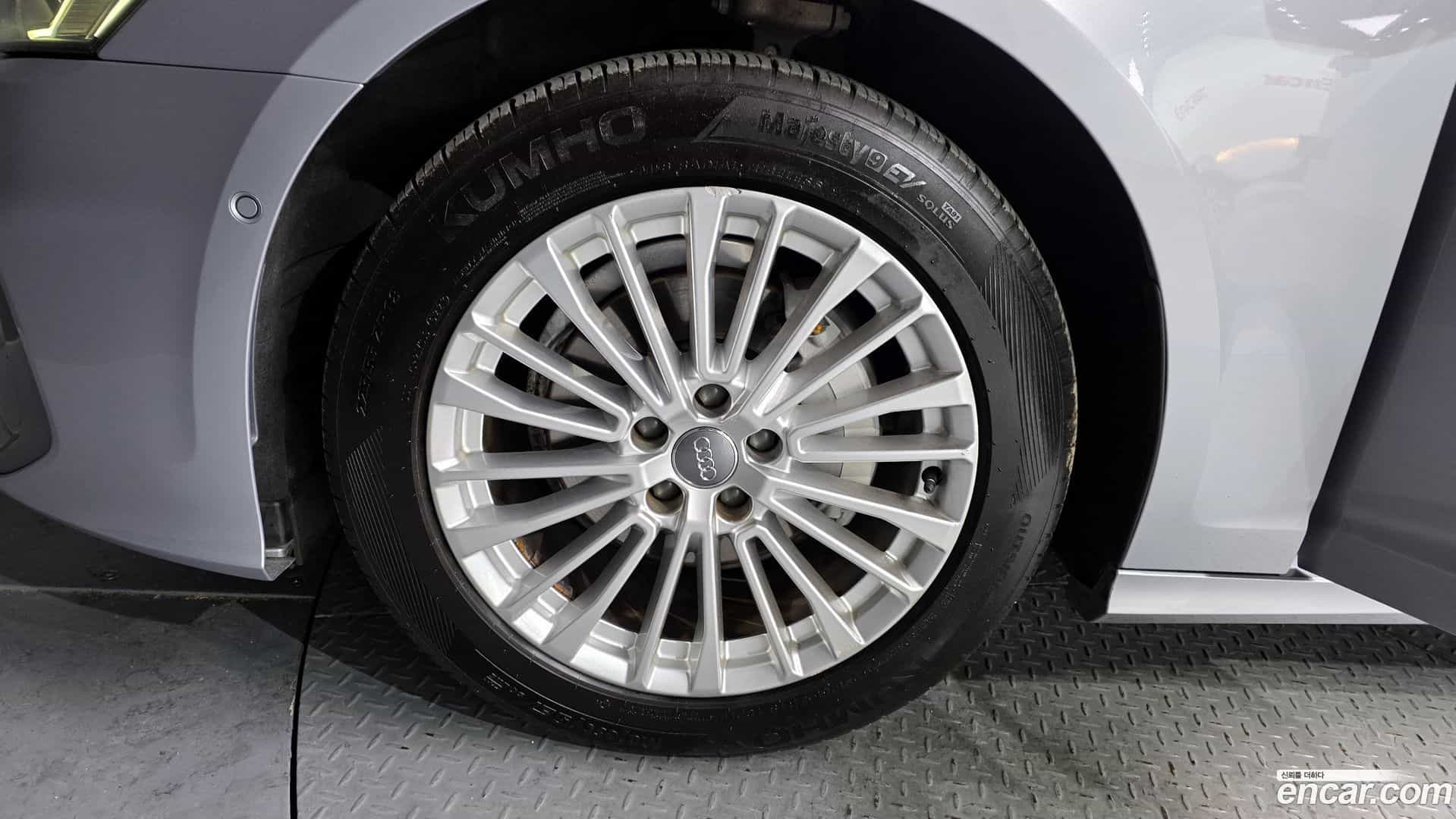 A6 Audi 2021.0-OUTER-005