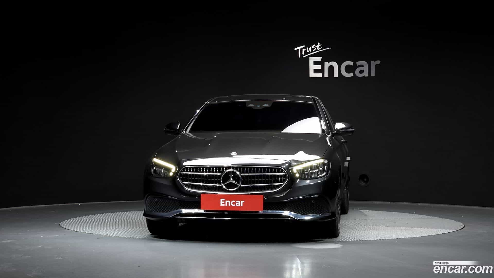 E-Class Mercedes-Benz 2020.10-OUTER-003