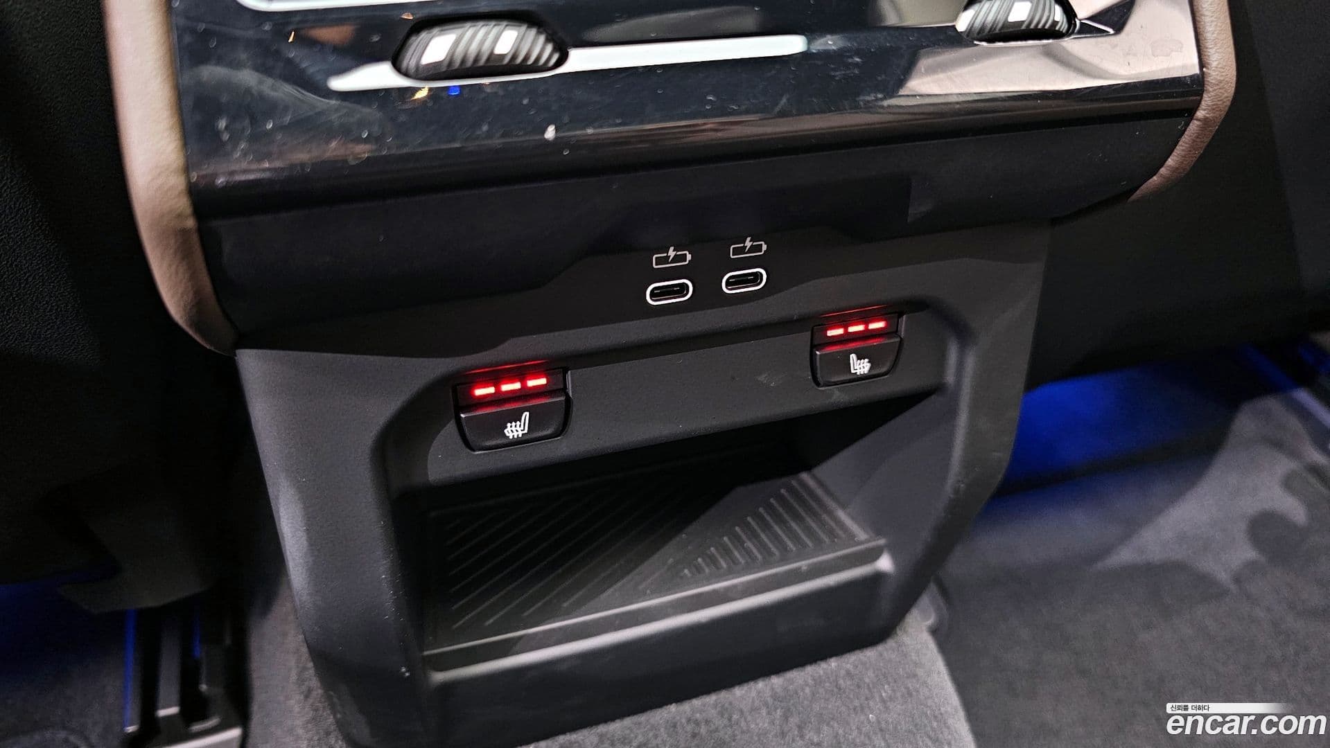 Main__Slider__Photo:5-Series BMW 2025.9-16