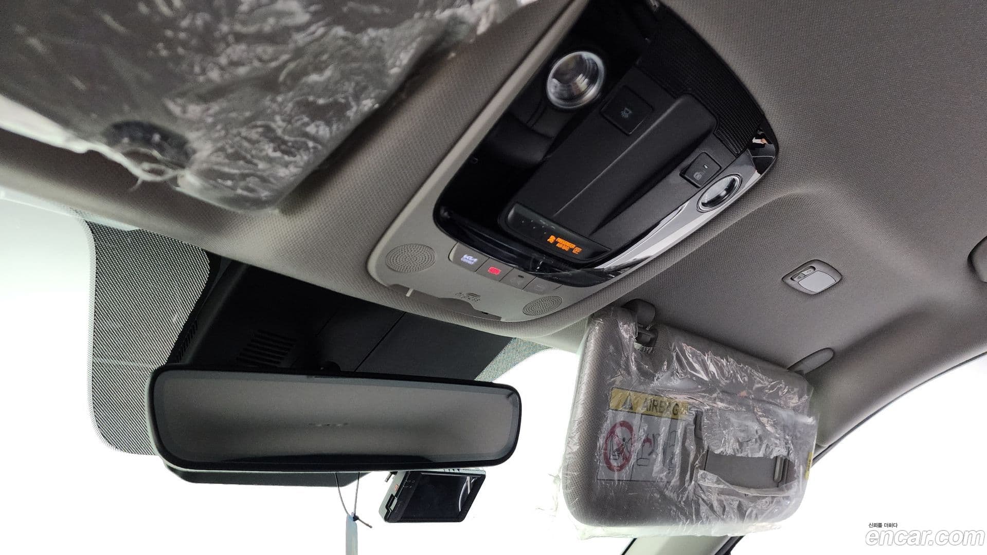 Main__Slider__Photo:Sorento Kia 2021.6-16