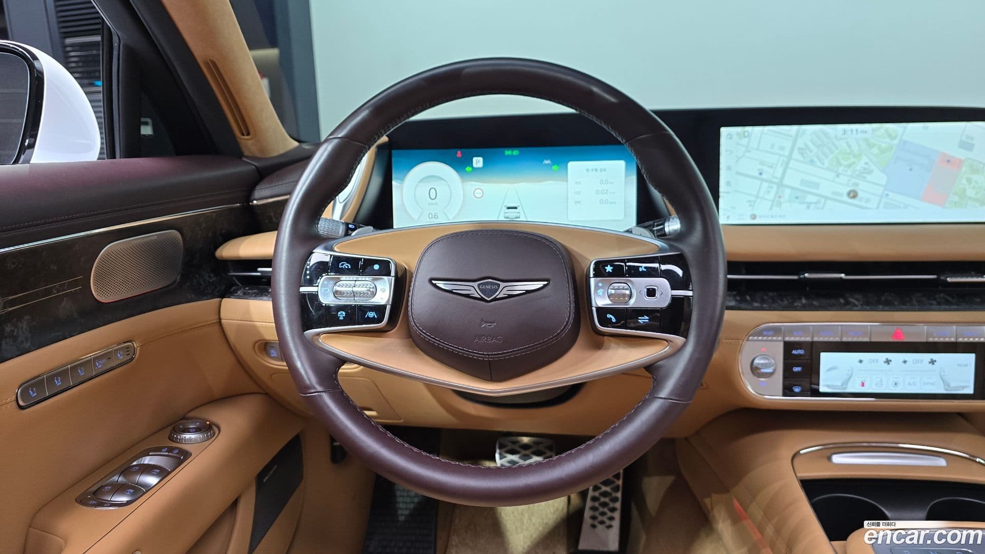 Main__Slider__Photo:G90 Genesis 2022.2-12