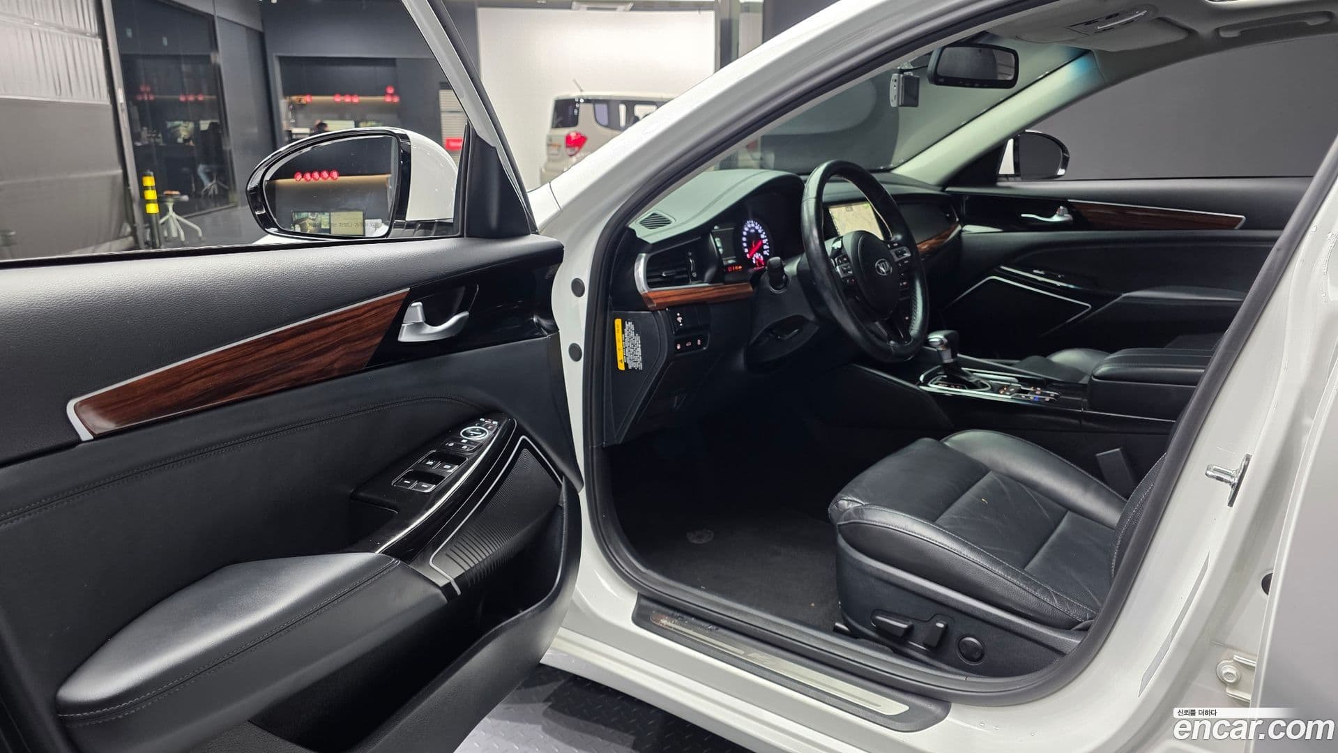 Main__Slider__Photo:K7 Kia 2017.9-9