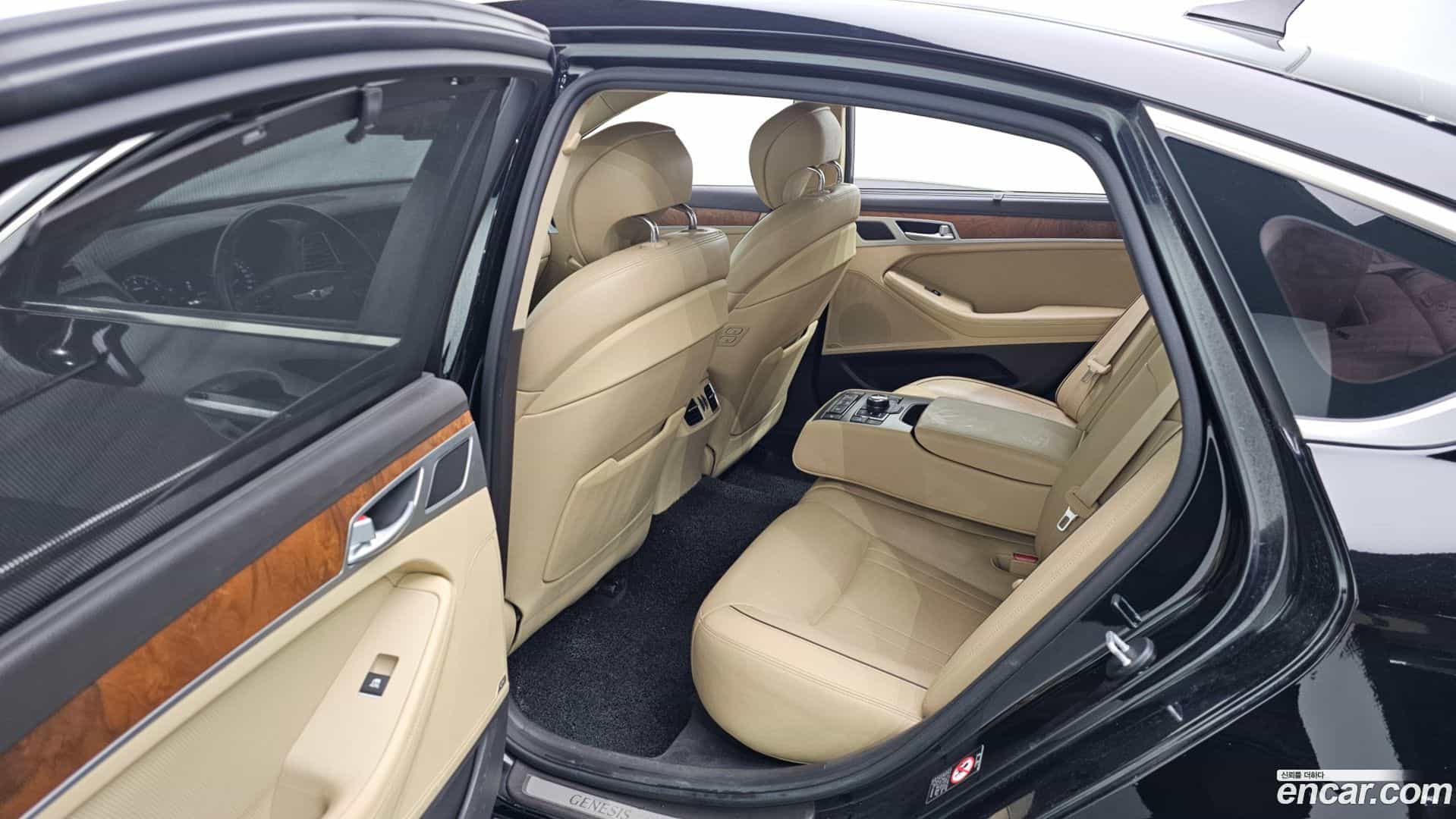 Genesis Hyundai 2014.4-OPTION-017