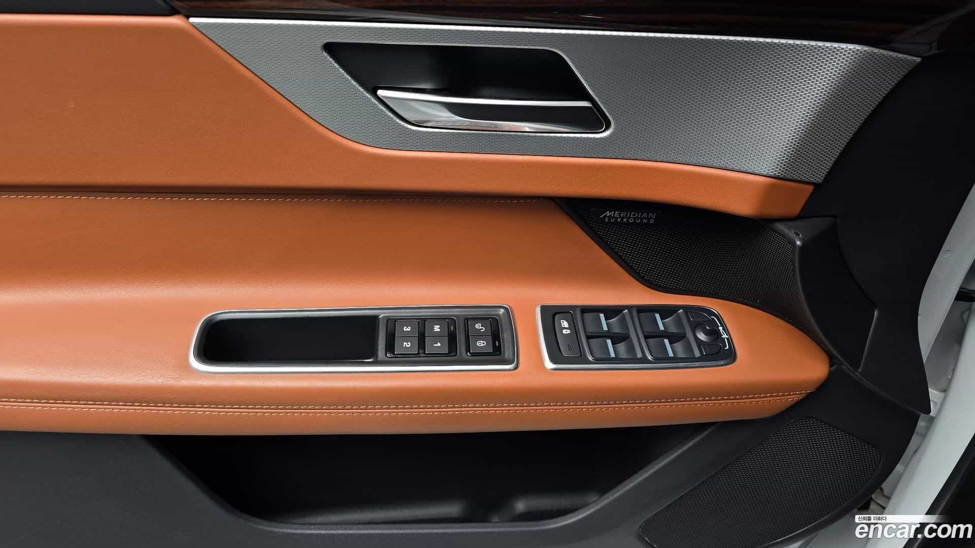 XF Jaguar 2019.8-OPTION-022