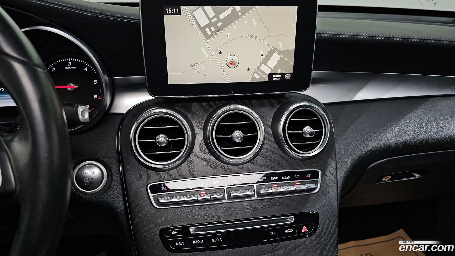 Main__Slider__Photo:GLC-Class Mercedes-Benz 2016.5-14