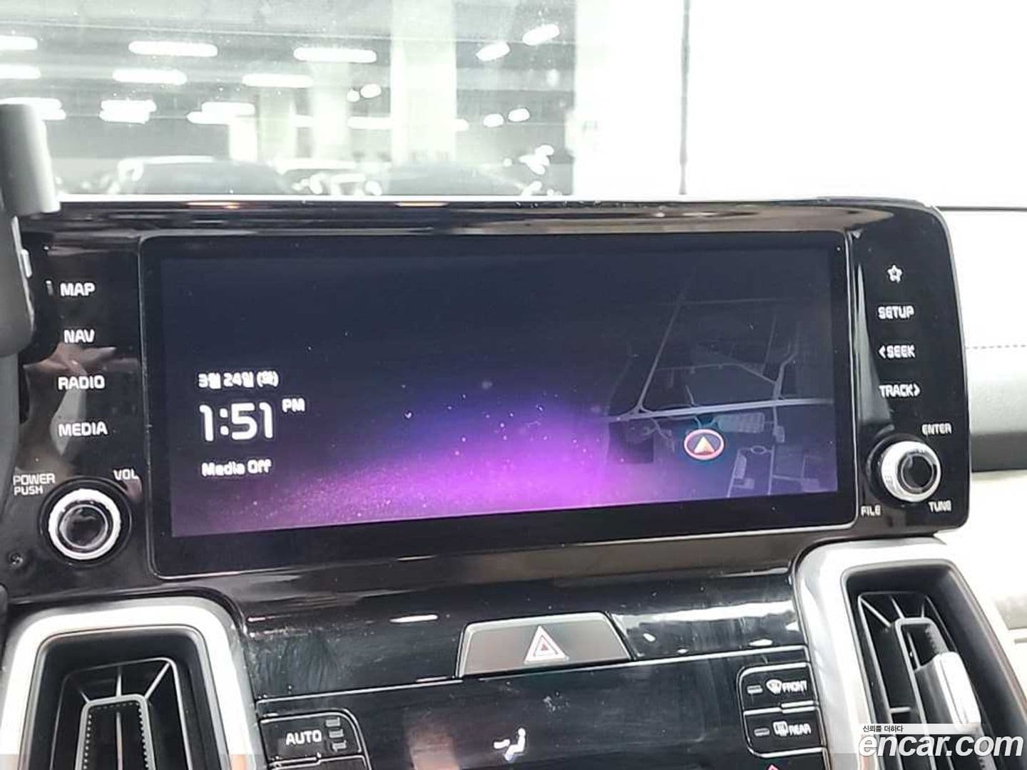 Main__Slider__Photo:Sorento Kia 2021.2-14