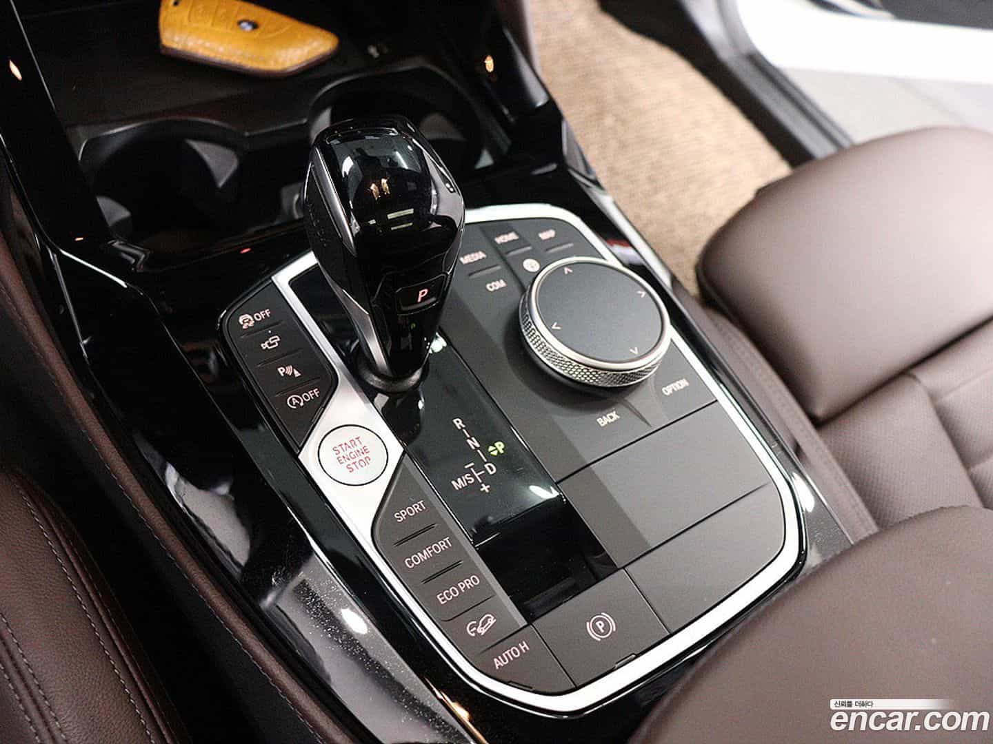 X4 BMW 2023.10-INNER-009