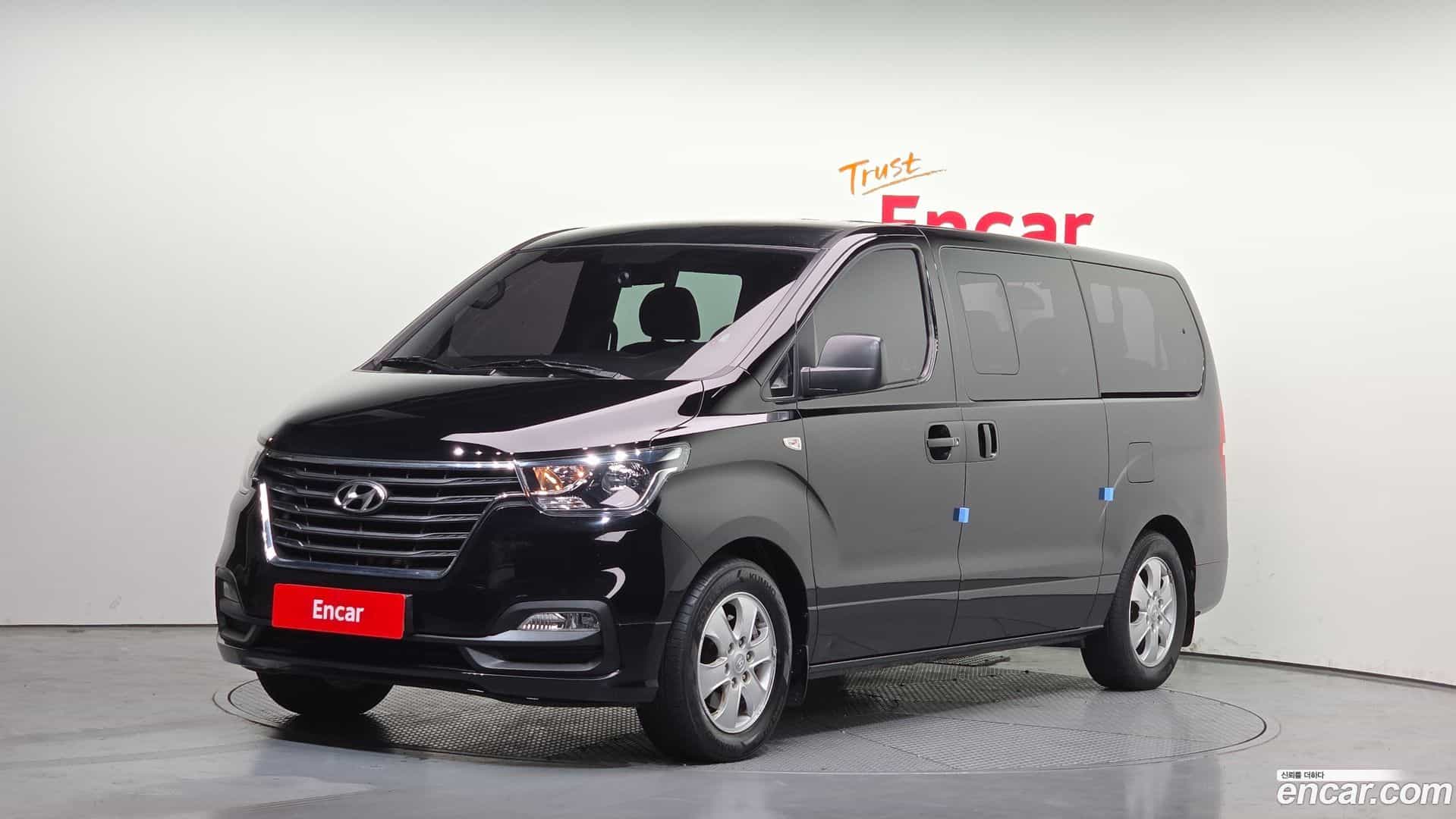Starex Hyundai 2019.0-OUTER-001