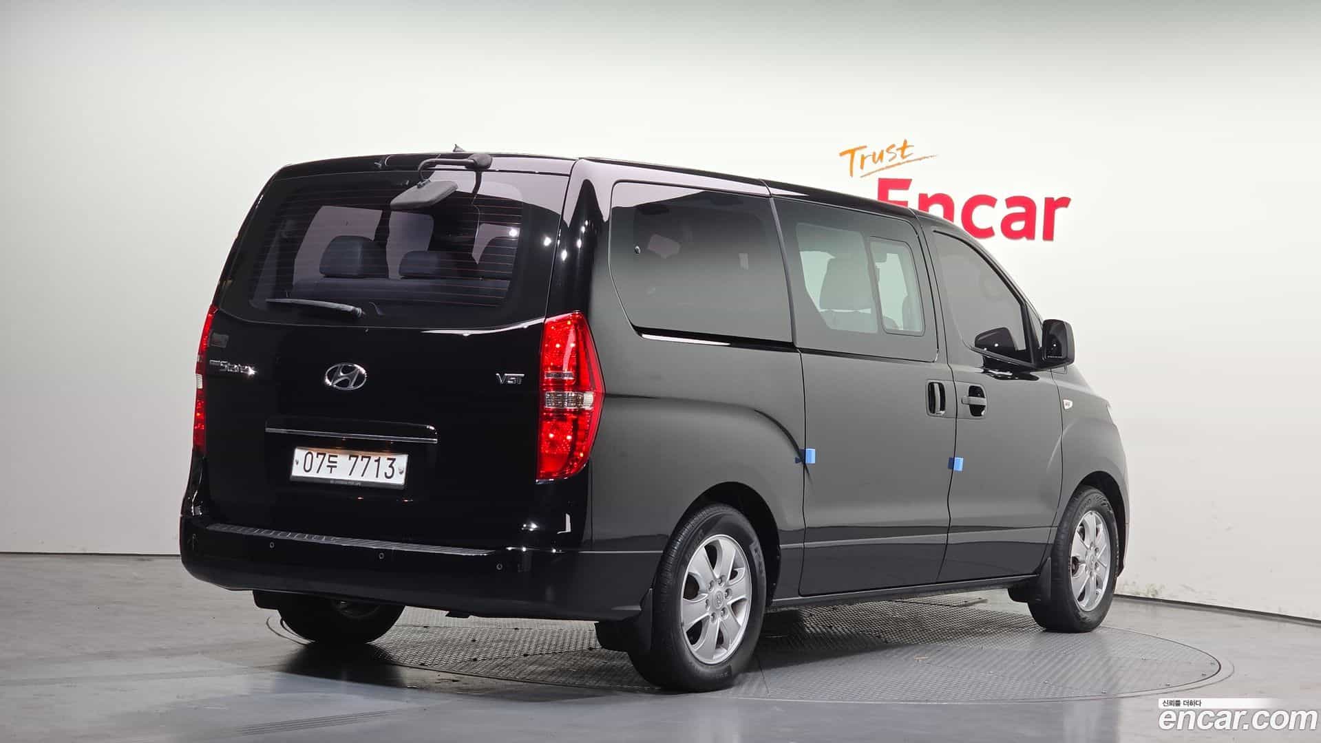 Starex Hyundai 2019.0-OUTER-002