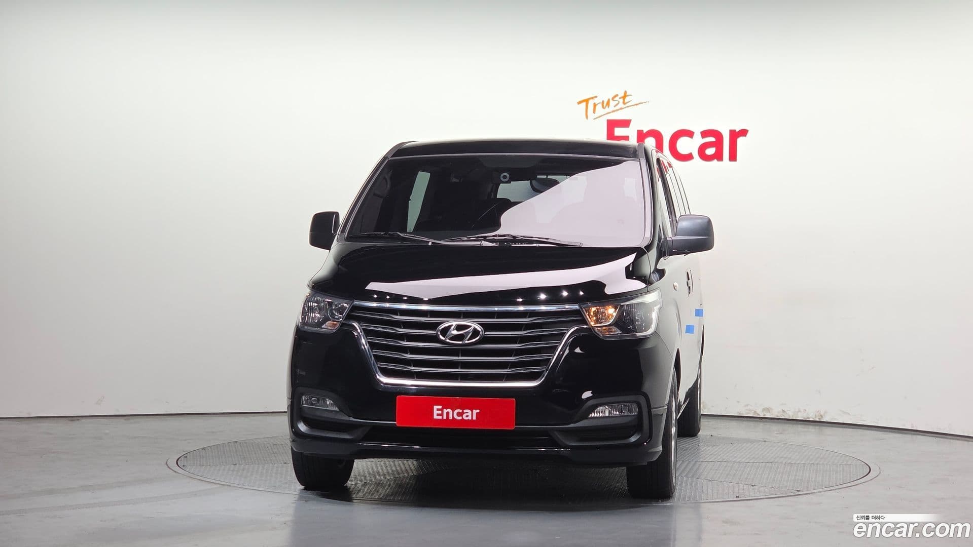 Main__Slider__Photo:Starex Hyundai 2019.0-2